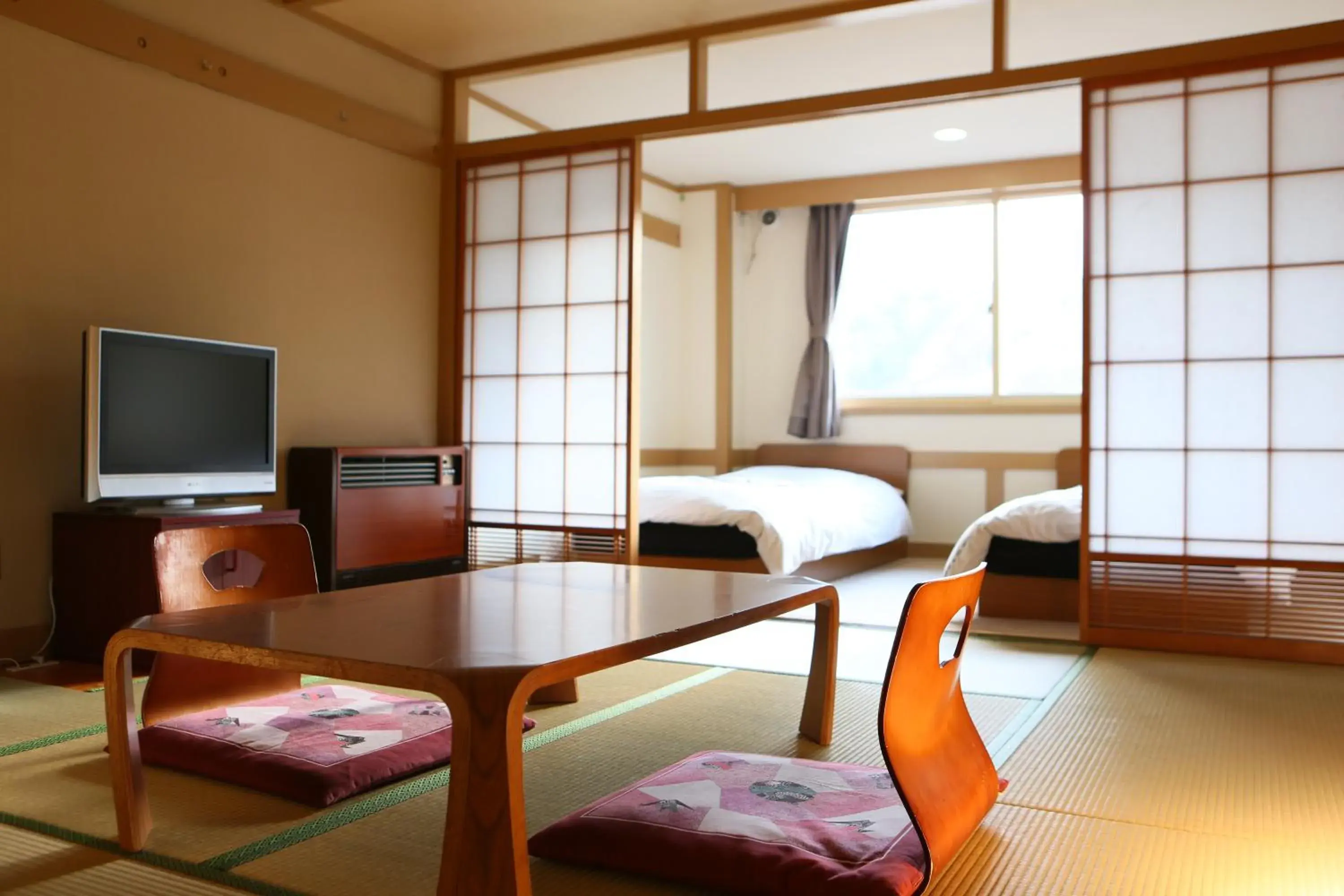 Photo of the whole room, TV/Entertainment Center in Shiga Palace Hotel