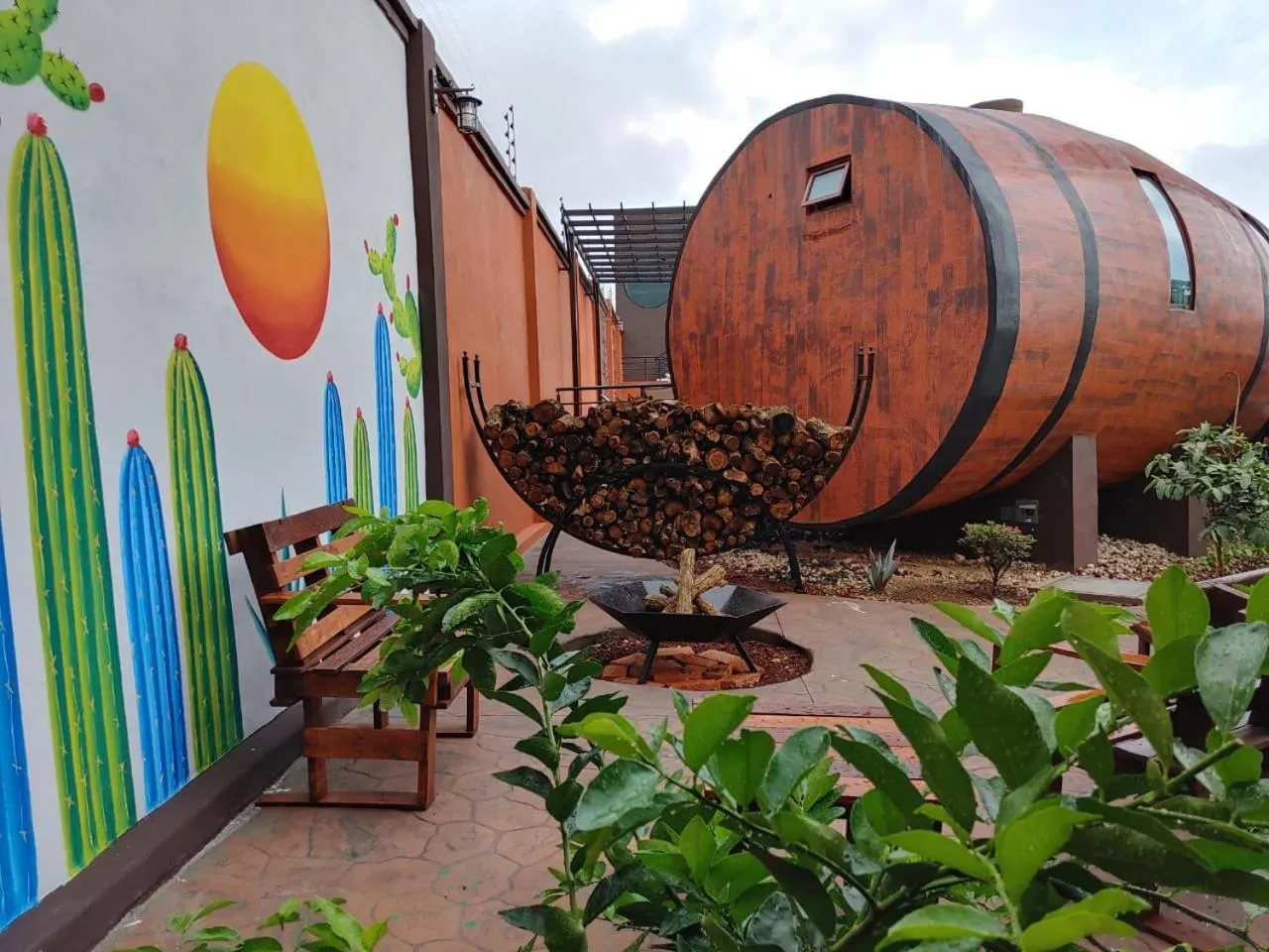 Property building in Casa Naiyari