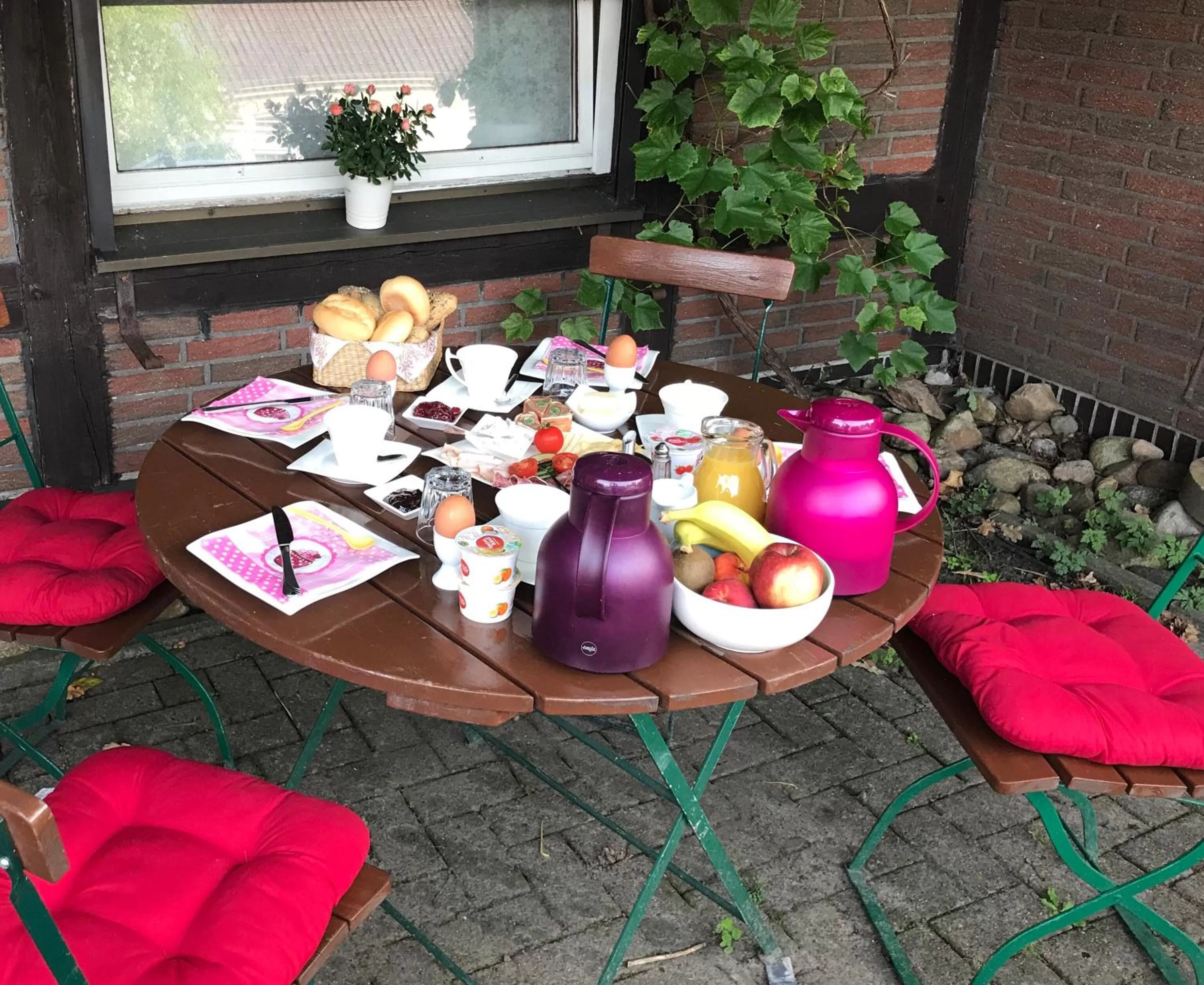 Continental breakfast in B&B Worpsweder Blick