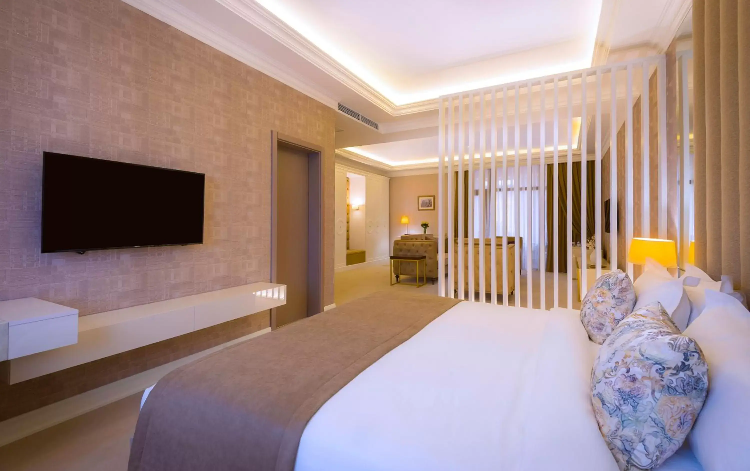 Bed in Paris Hotel Yerevan