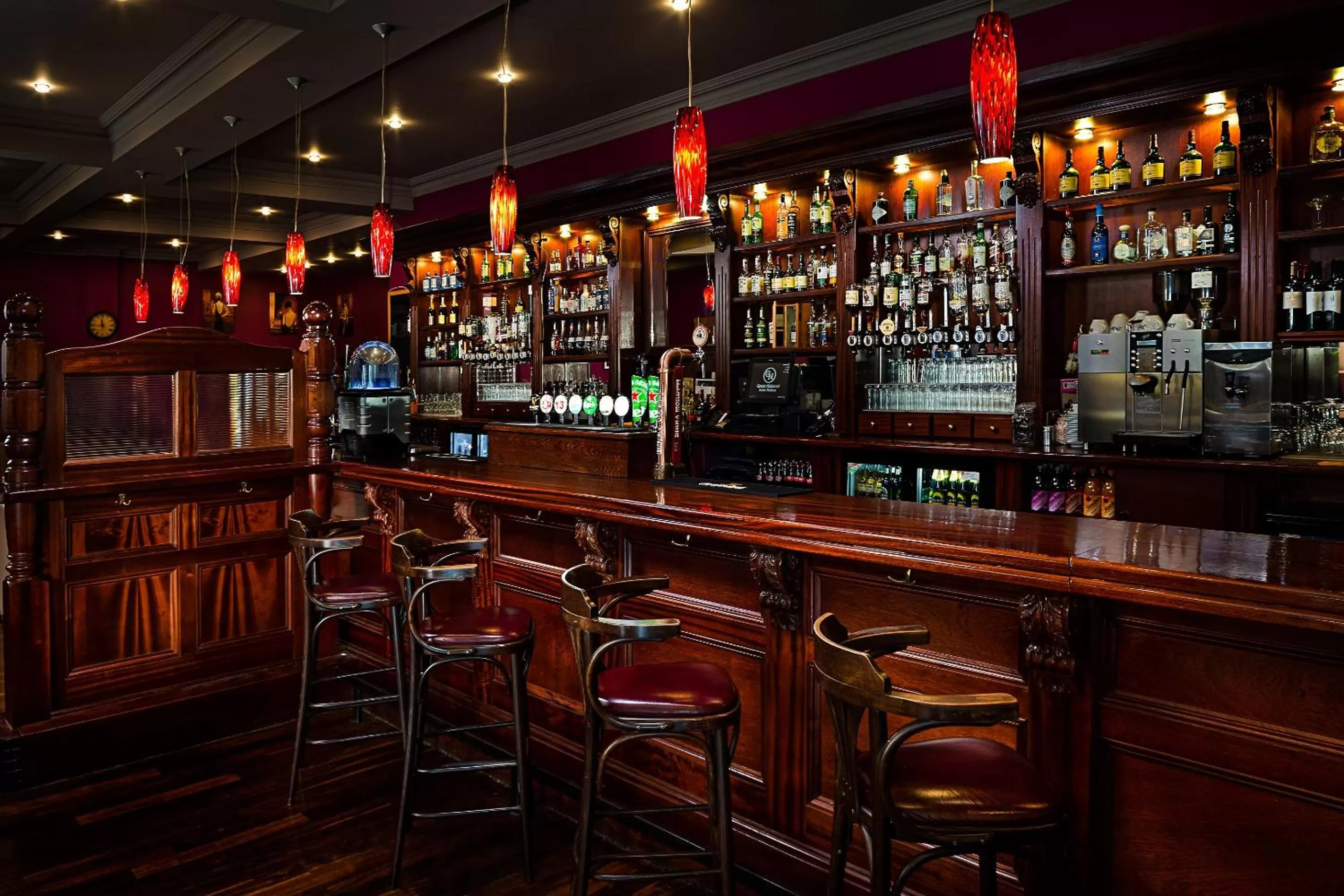 Lounge or bar in Great National Hotel Ballina