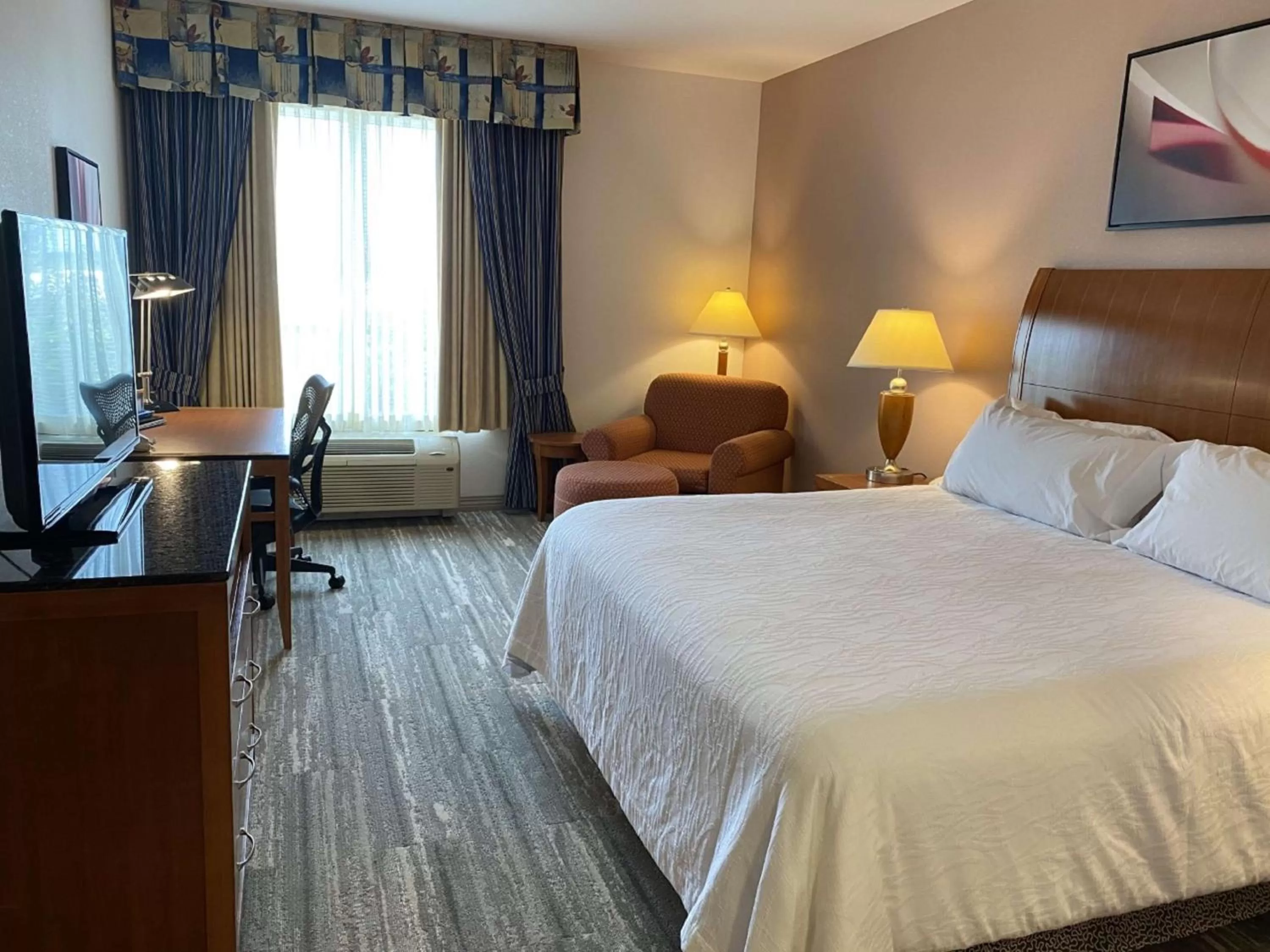 Bed in Hilton Garden Inn Columbia