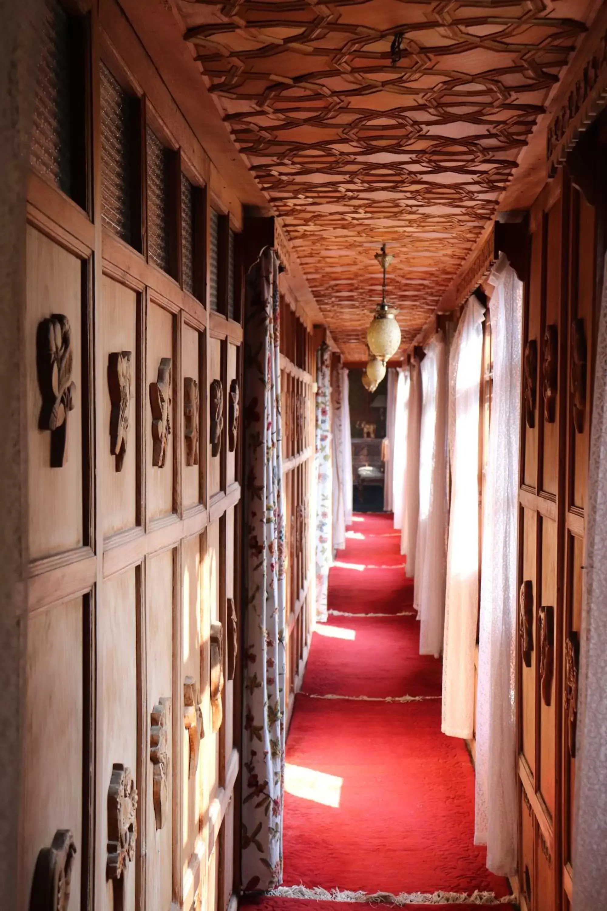 Facade/entrance in Wangnoo Heritage Houseboats Facade/entrance in Wangnoo Heritage Houseboats