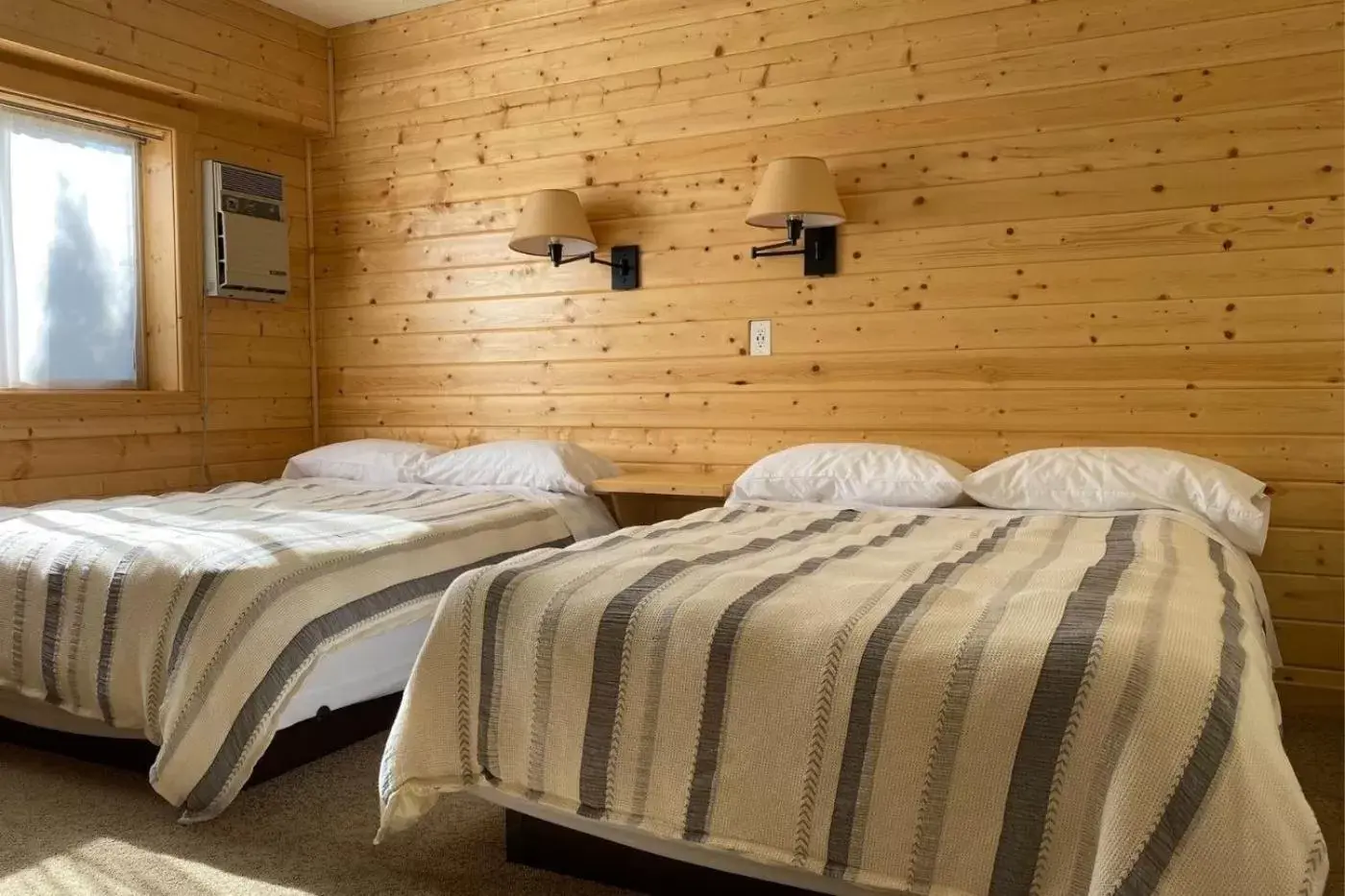 Bedroom, Bed in Stork Nest Inn