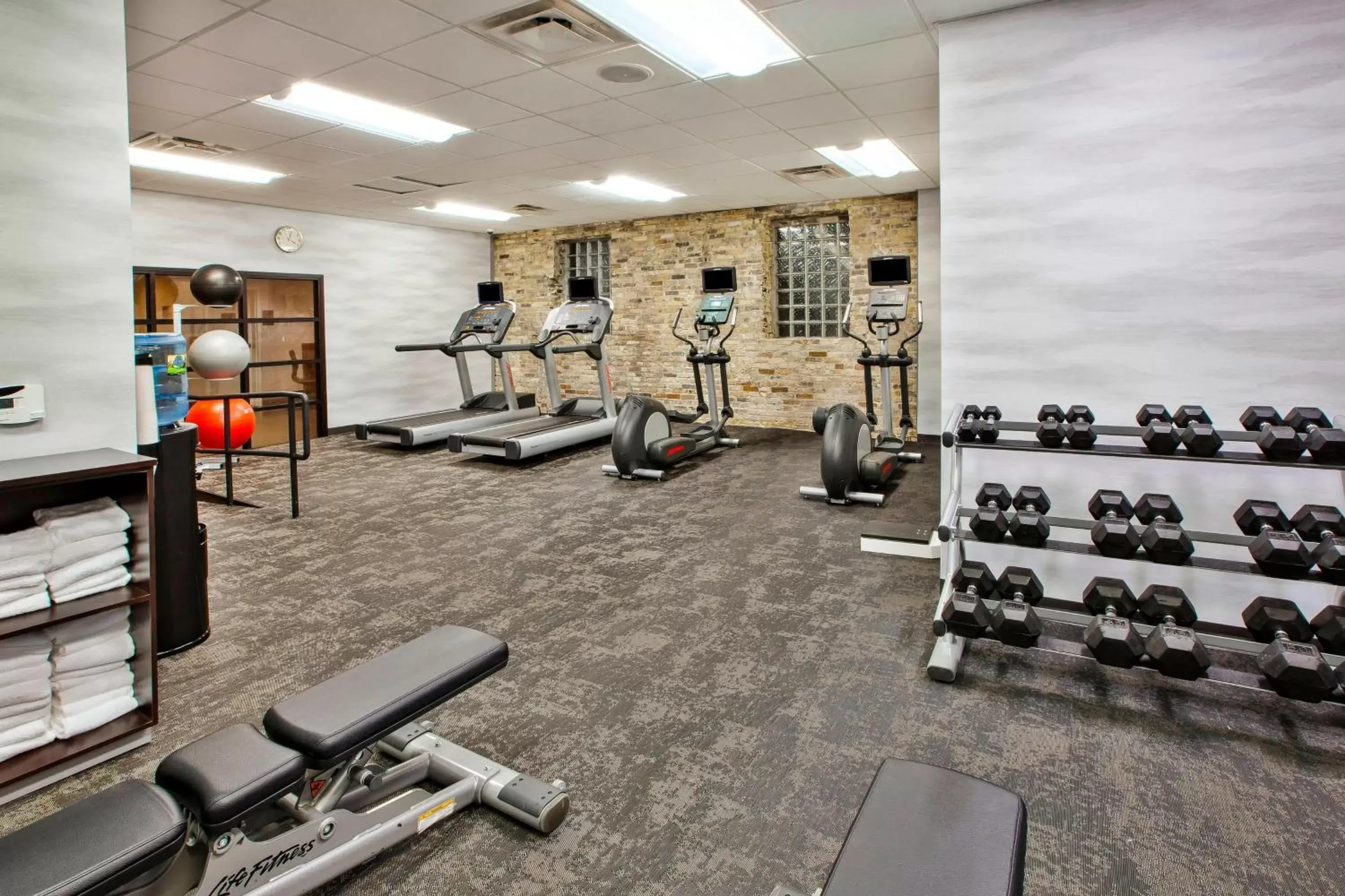 Fitness centre/facilities, Fitness Center/Facilities in Fairfield Inn & Suites by Marriott Milwaukee Downtown