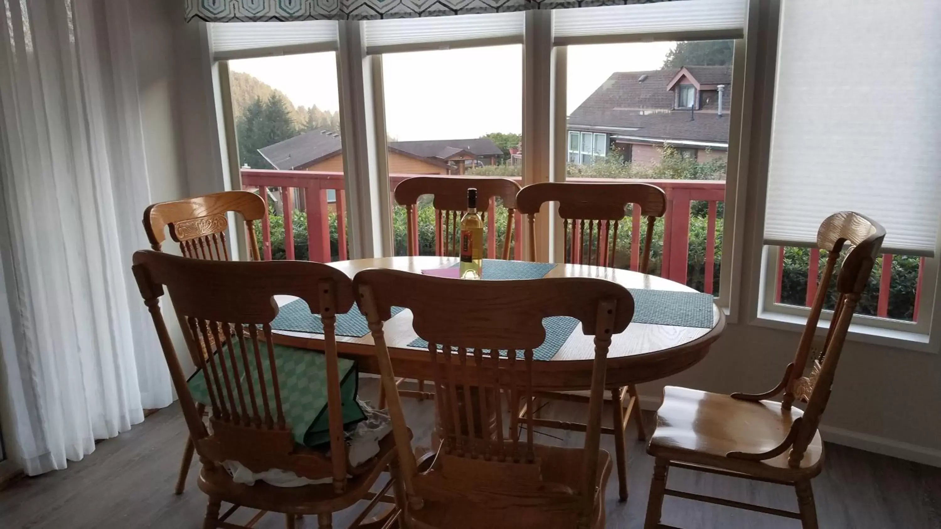 Dining Area in Whaleshead Beach Resort