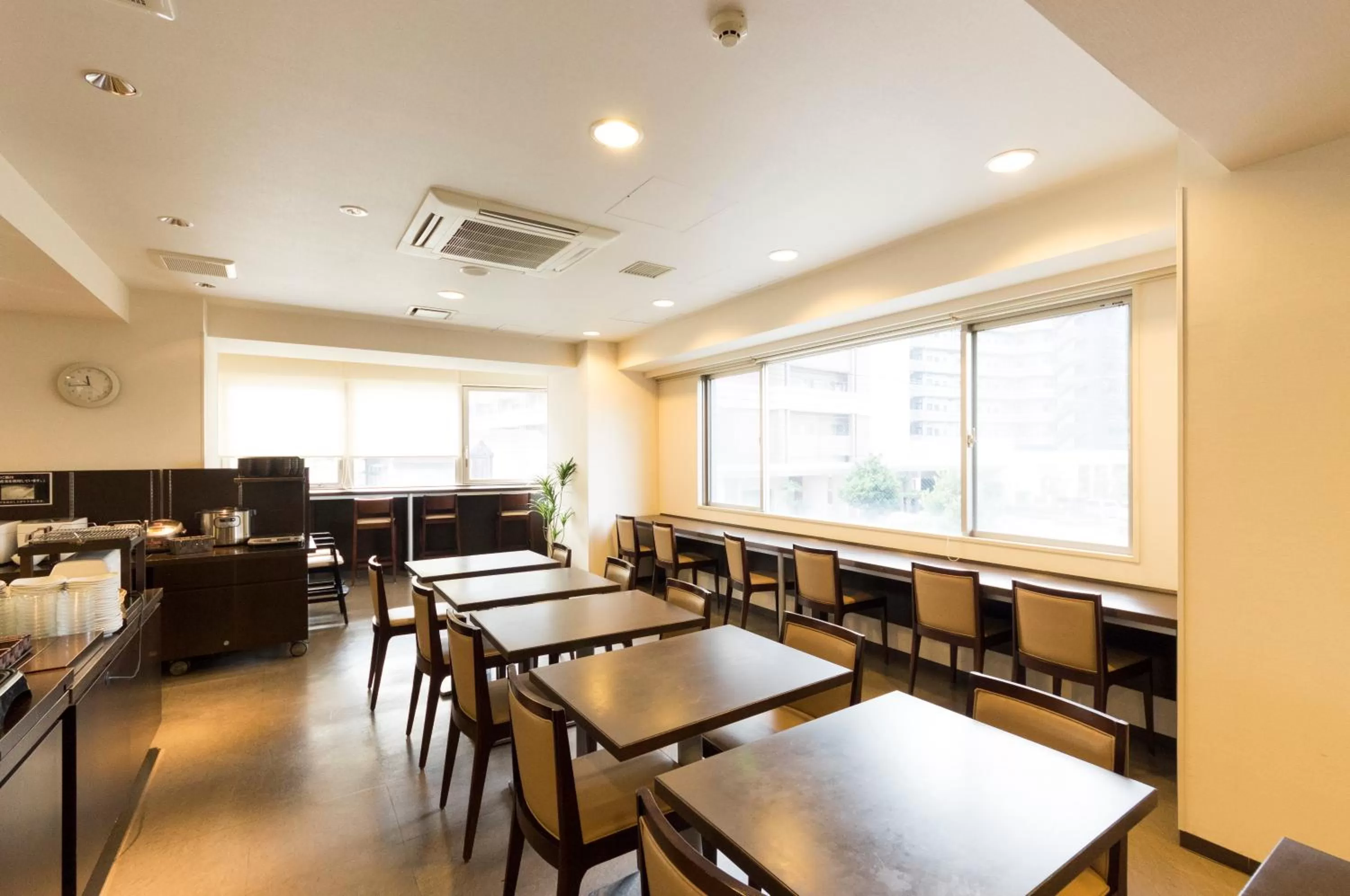 Restaurant/places to eat in Dormy Inn Express Mikawaanjo