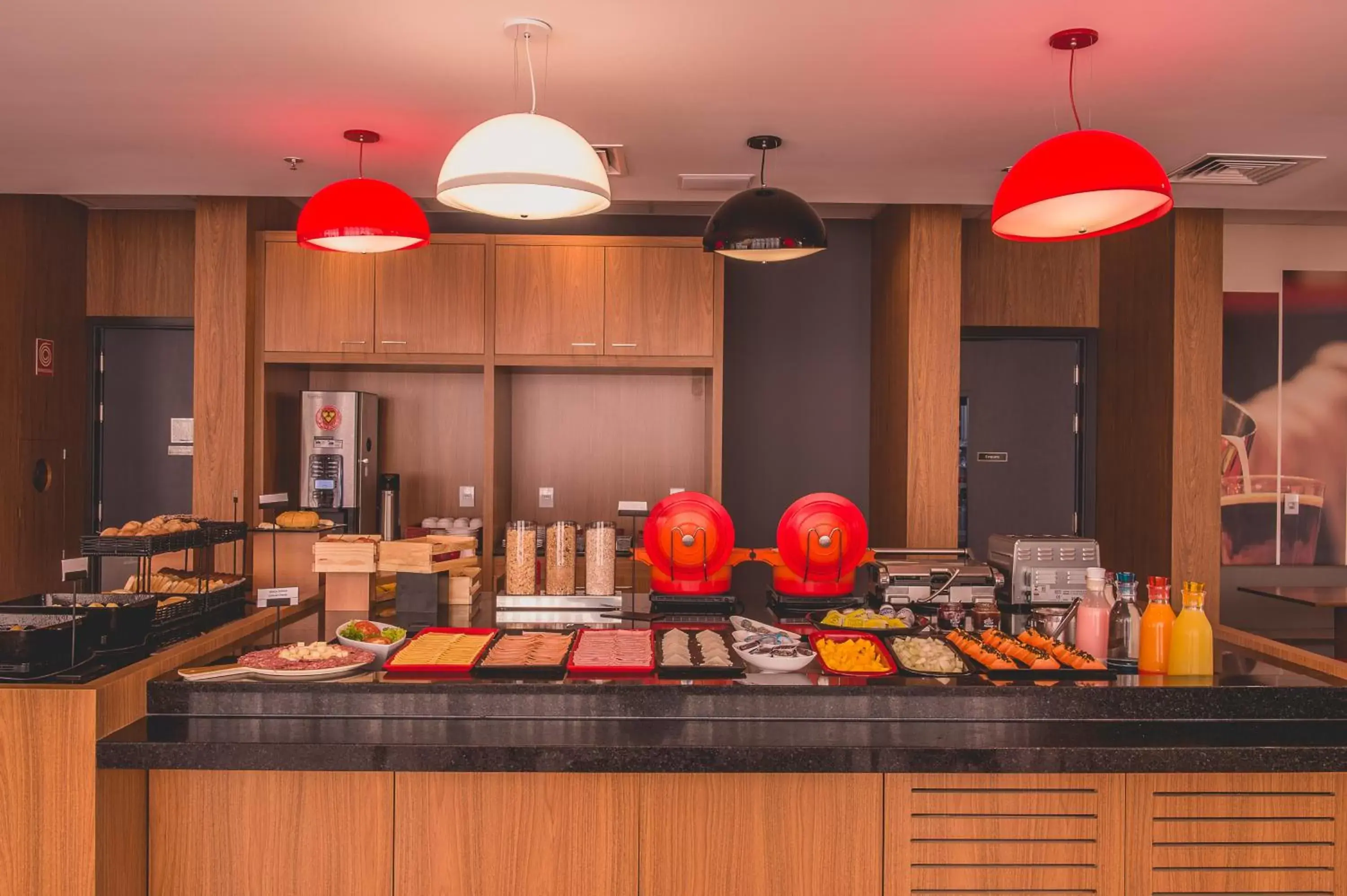 Buffet breakfast in ibis Carlos Barbosa Buffet breakfast in ibis Carlos Barbosa