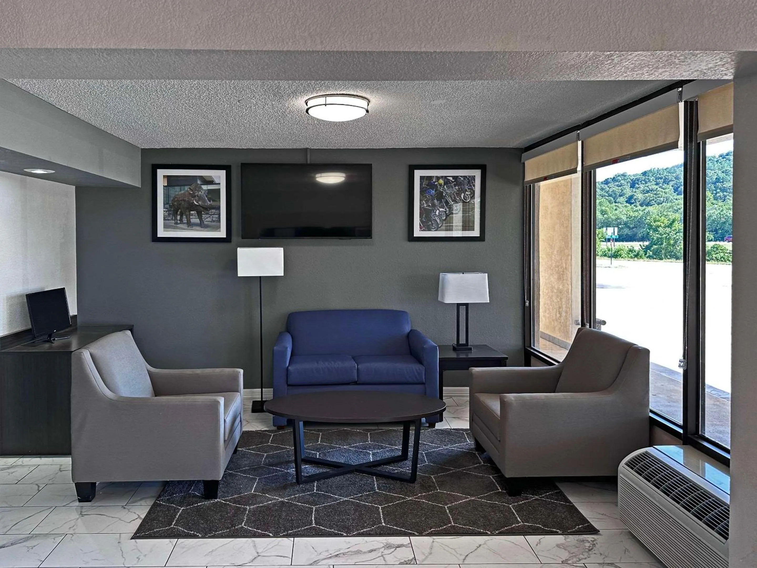 Lobby or reception in Quality Inn