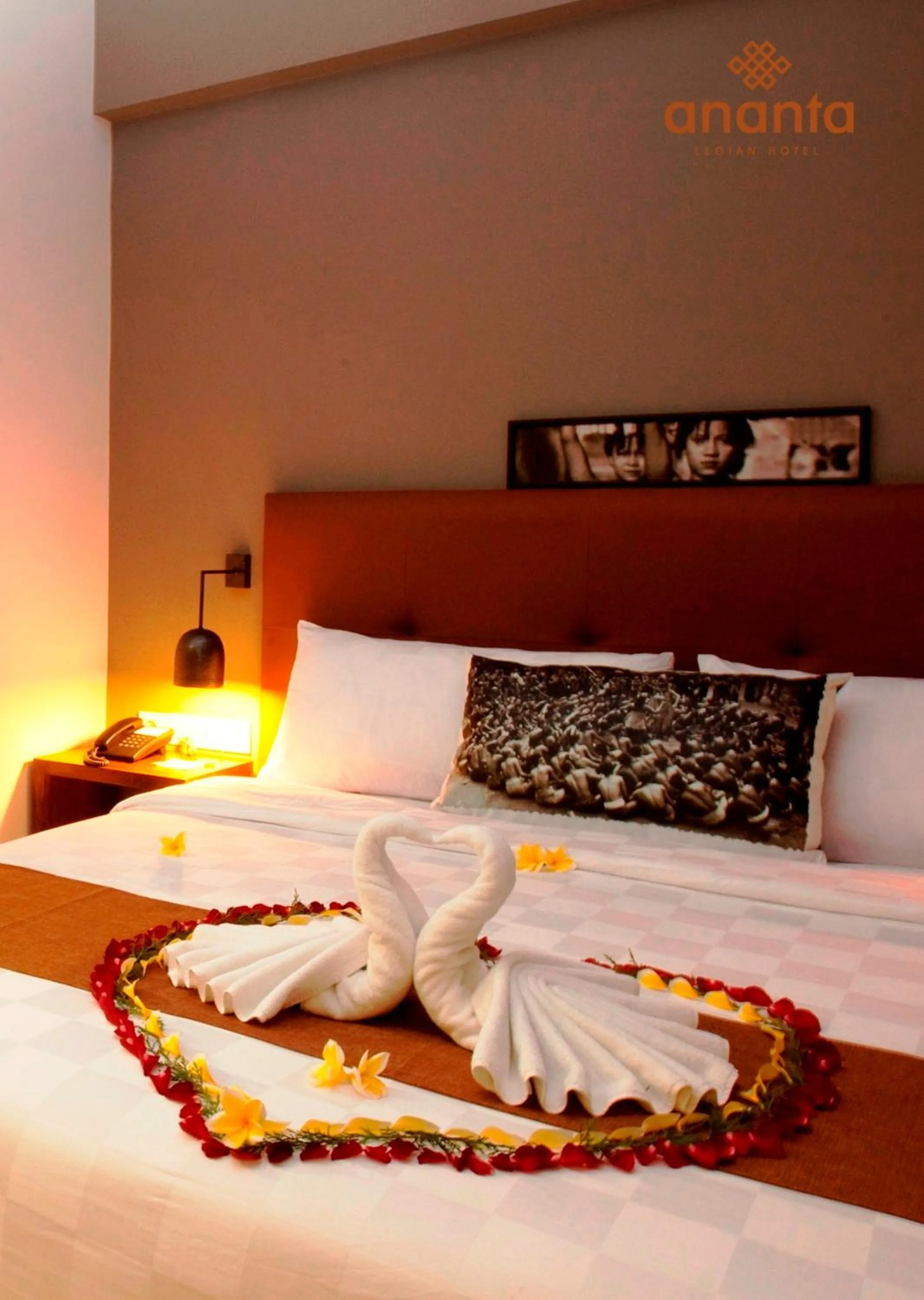 Bed in Ananta Legian Hotel