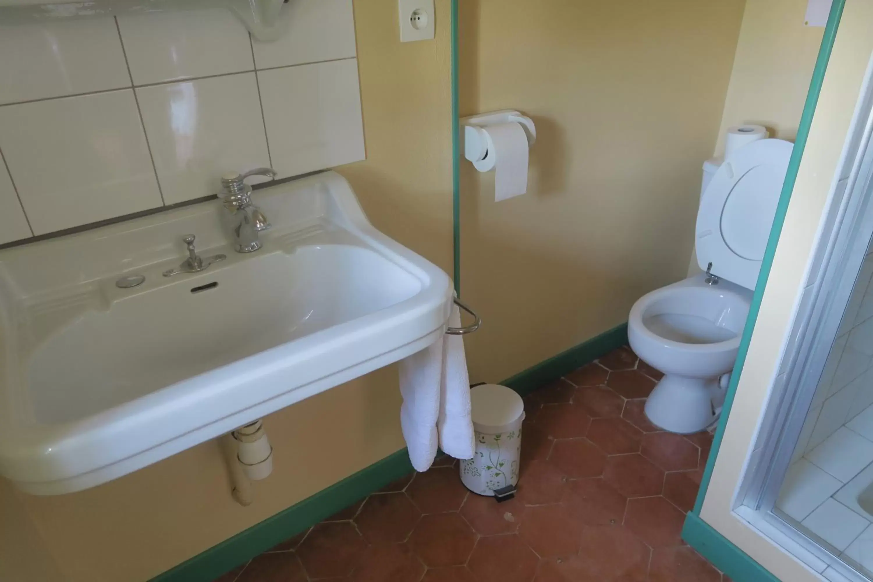 Bathroom in Le Domaine de Fraissinet