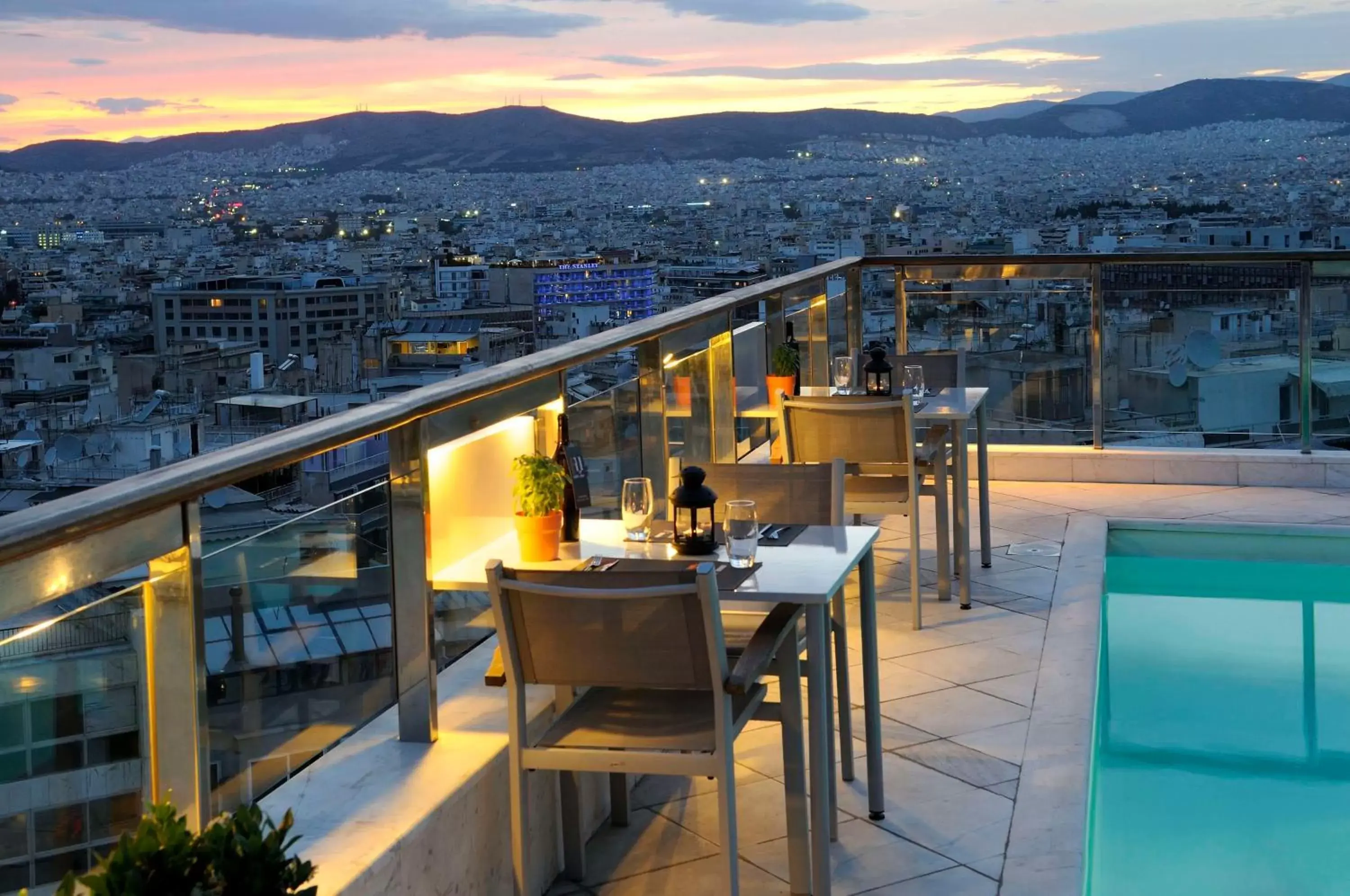 Pool view in Dorian Inn - Sure Hotel Collection by Best Western Pool view in Dorian Inn - Sure Hotel Collection by Best Western