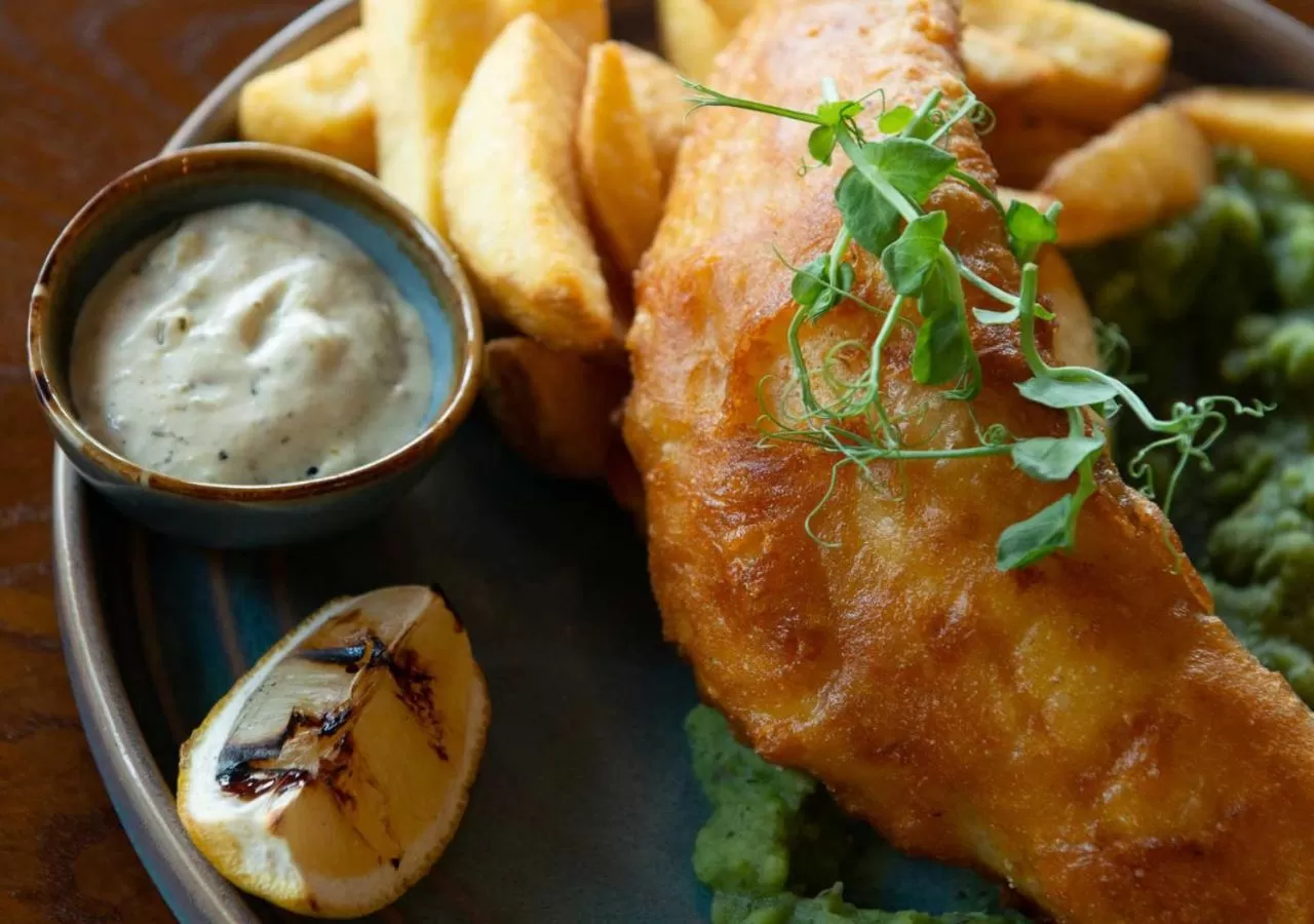 Restaurant/places to eat, Food in Rooms at Haslar Marina