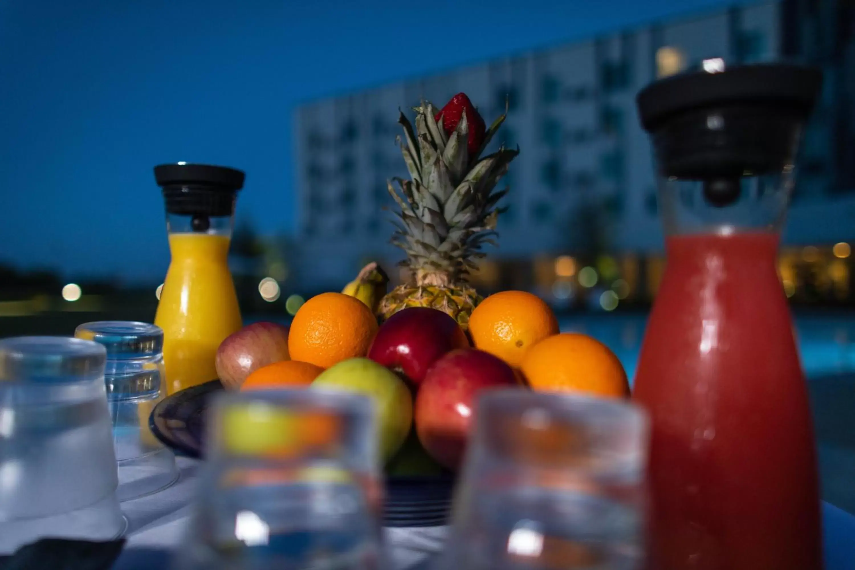 Food and drinks in Legacy Hotel at IMG Academy Food and drinks in Legacy Hotel at IMG Academy