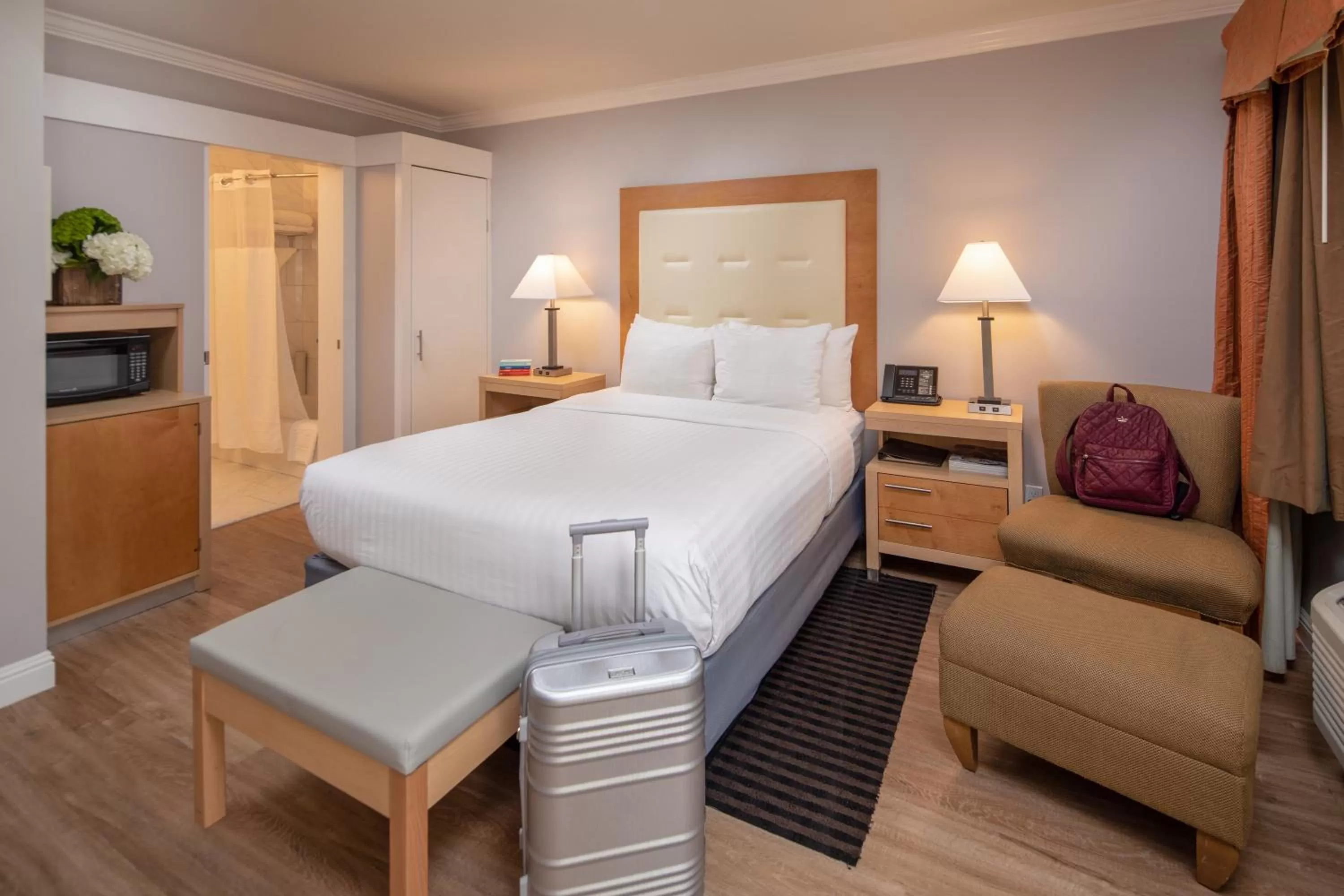 Bedroom, Bed in The Millwood