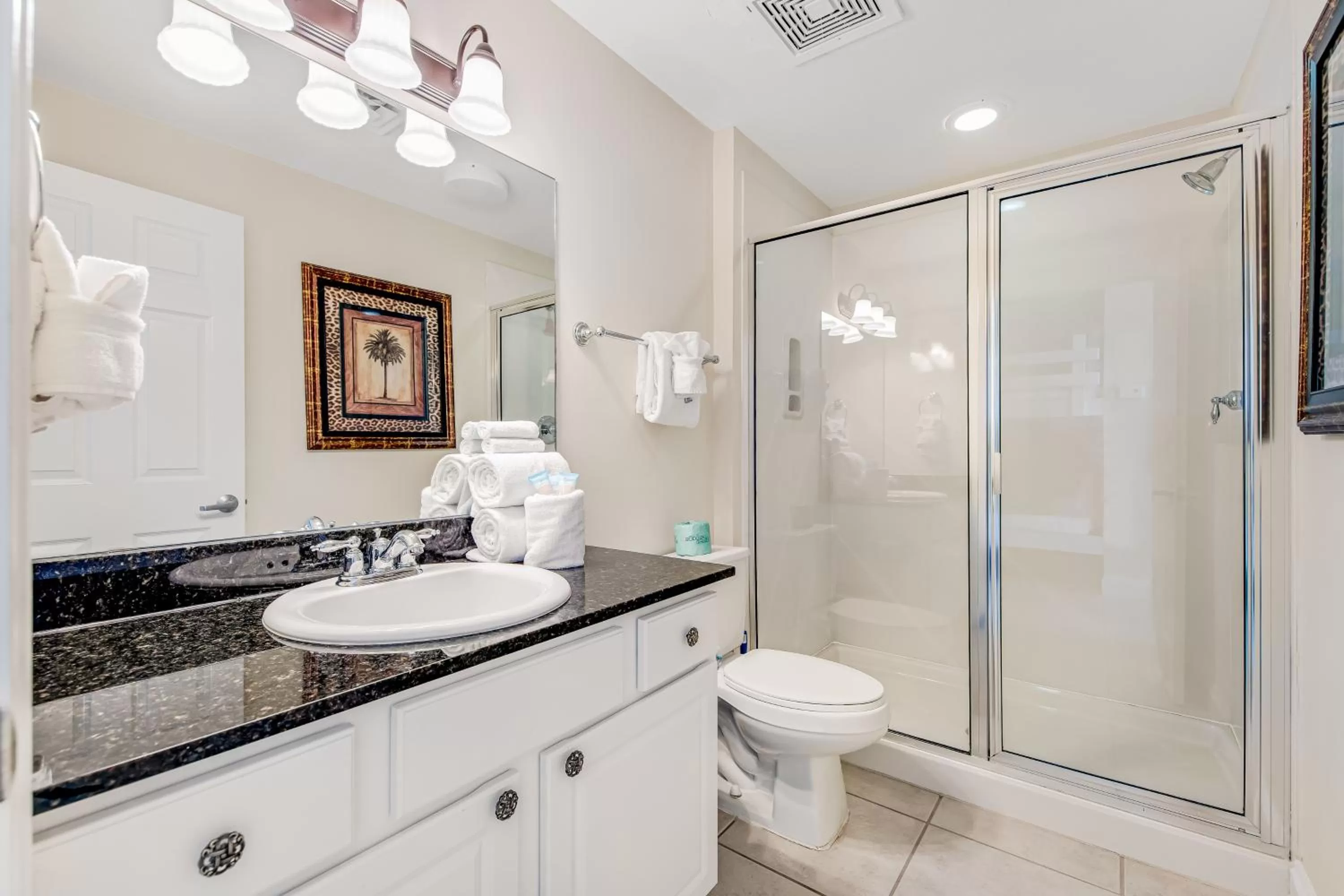 Bathroom in Calypso 603W