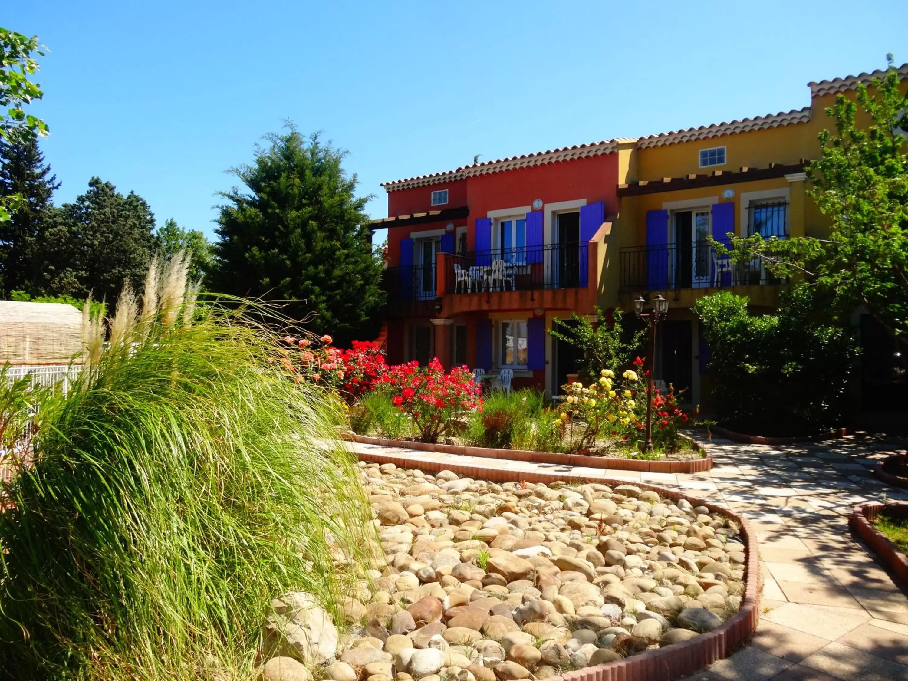 Day, Property Building in Appart'Hotel Festival Sud Aqua - Avignon TGV Day, Property Building in Appart'Hotel Festival Sud Aqua - Avignon TGV