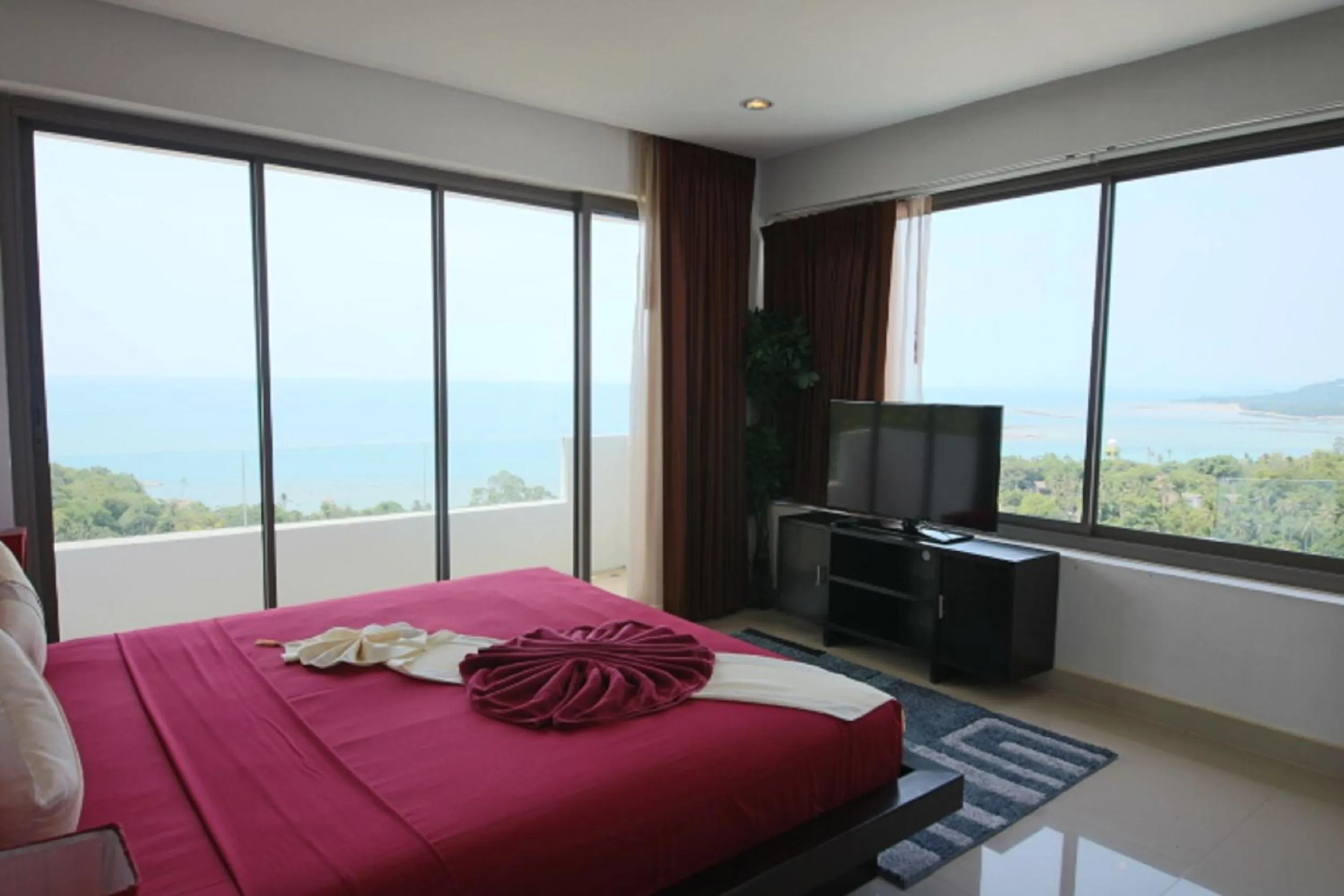 Bedroom, Bed in Tropical Sea View Residence