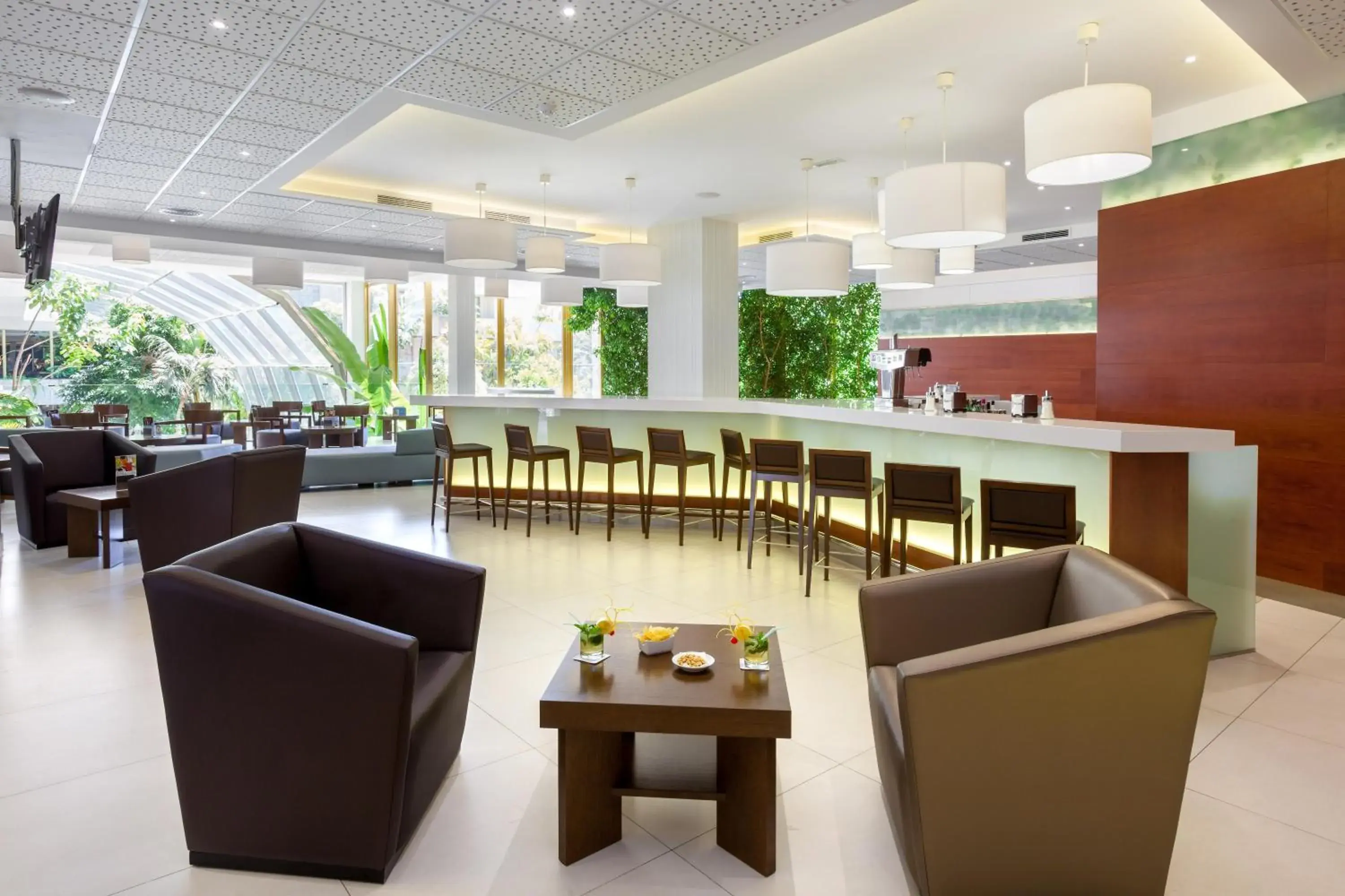 Lounge or bar in Hotel Best Tenerife Lounge or bar in Hotel Best Tenerife
