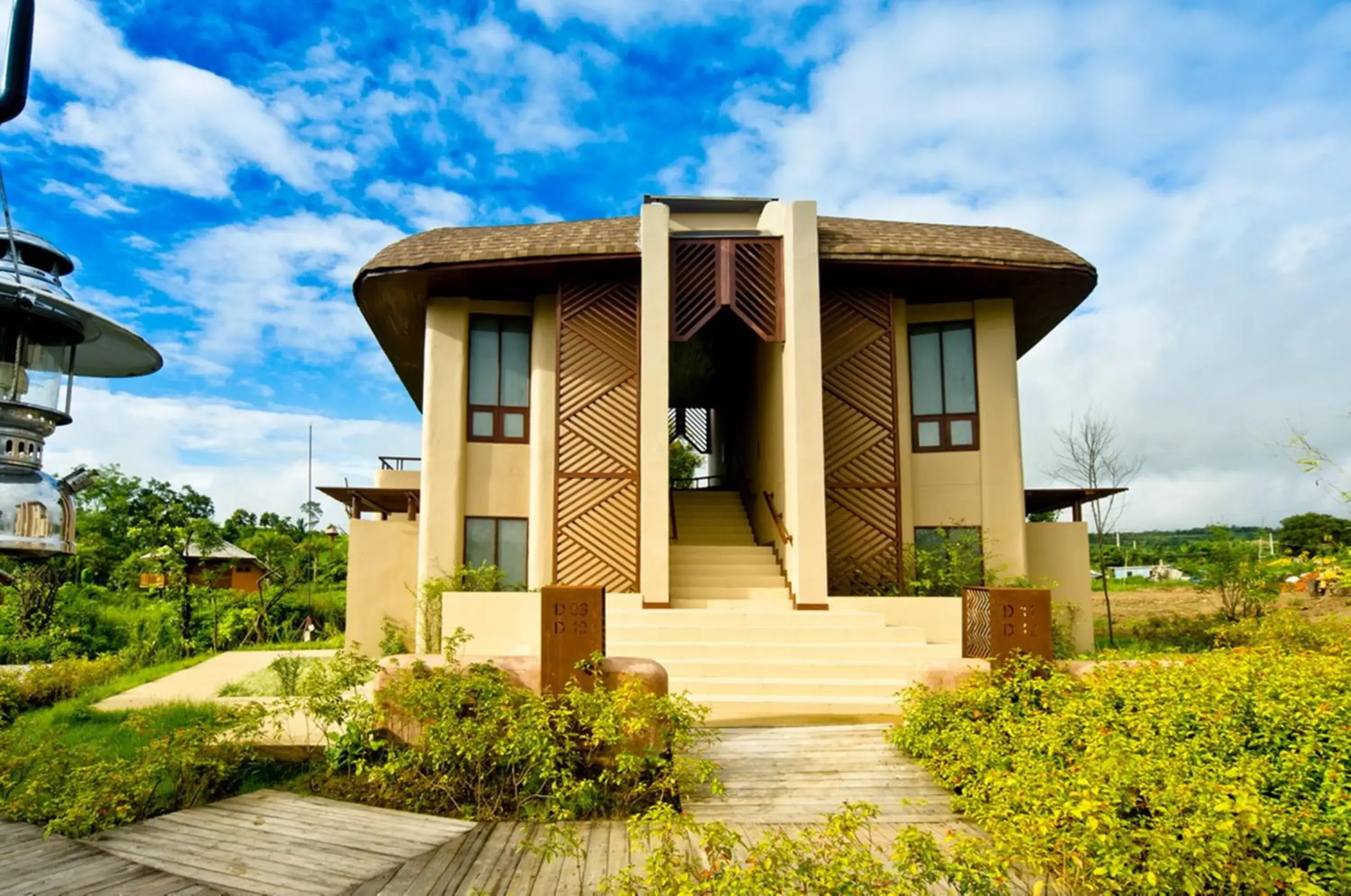 Facade/entrance, Property Building in Montis Resort