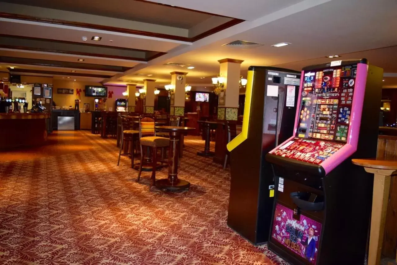 Restaurant/places to eat, Casino in The Golden Acorn Wetherspoon