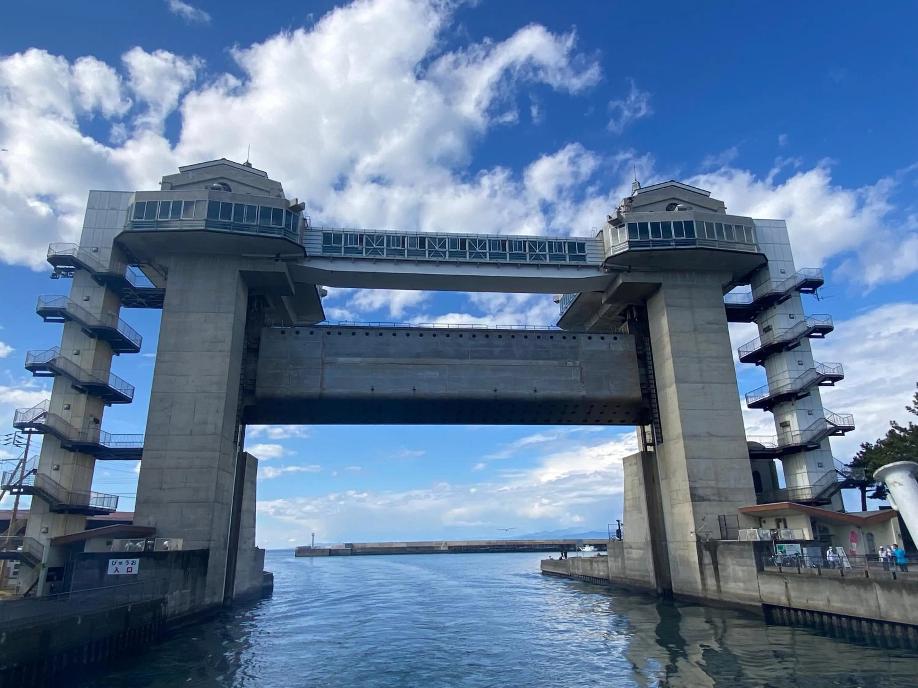 Minato Oasis Numazu / 沼津観光の中心、伊豆観光の拠点に好立地！沼津港に位置し交通・飲食・コンビニ等至便です！