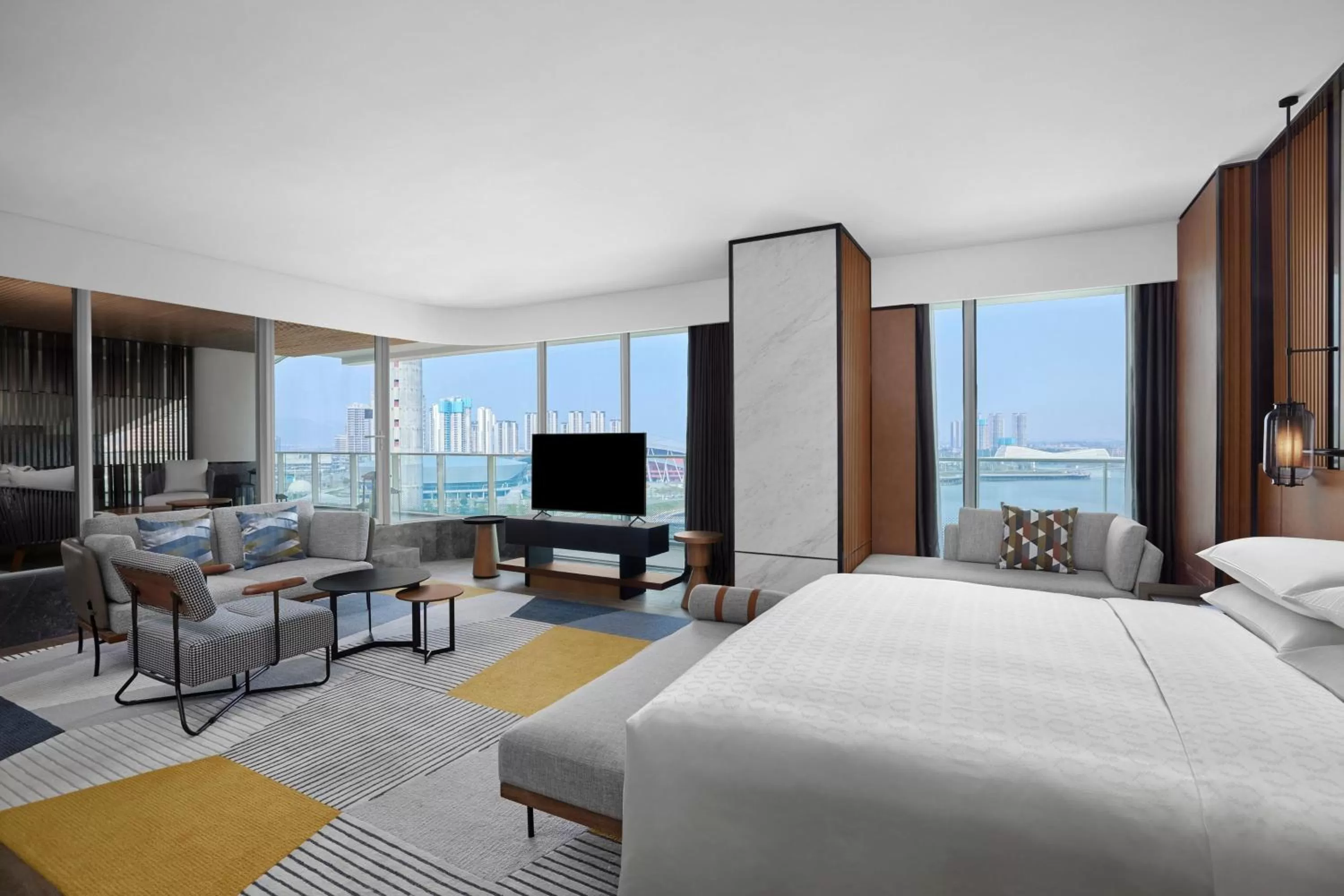 Bedroom, Bed in Sheraton Zhaoqing Dinghu