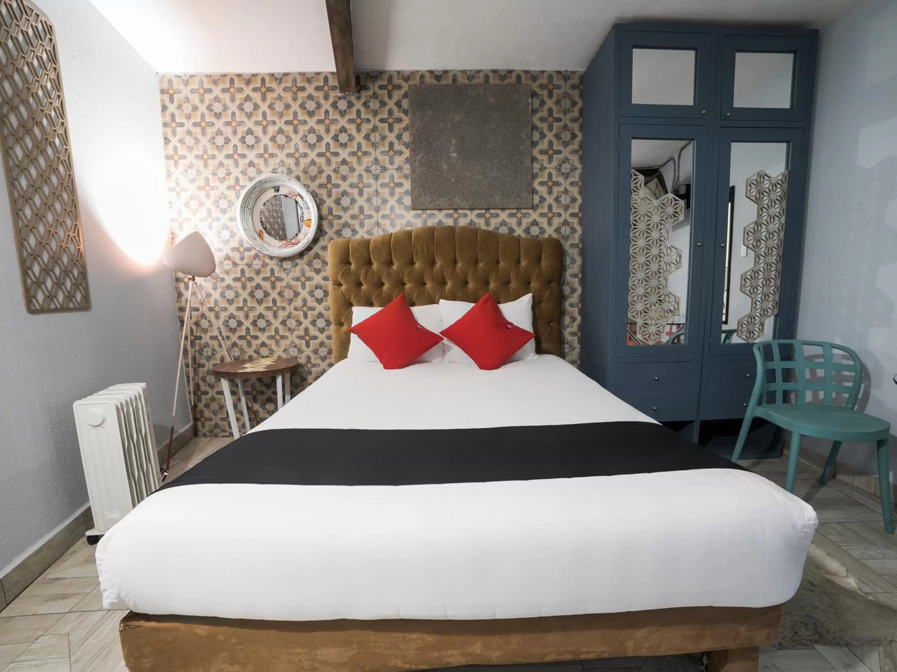 Bedroom, Bed in Coyotito Beds Coyoacan Confort y flexibilidad