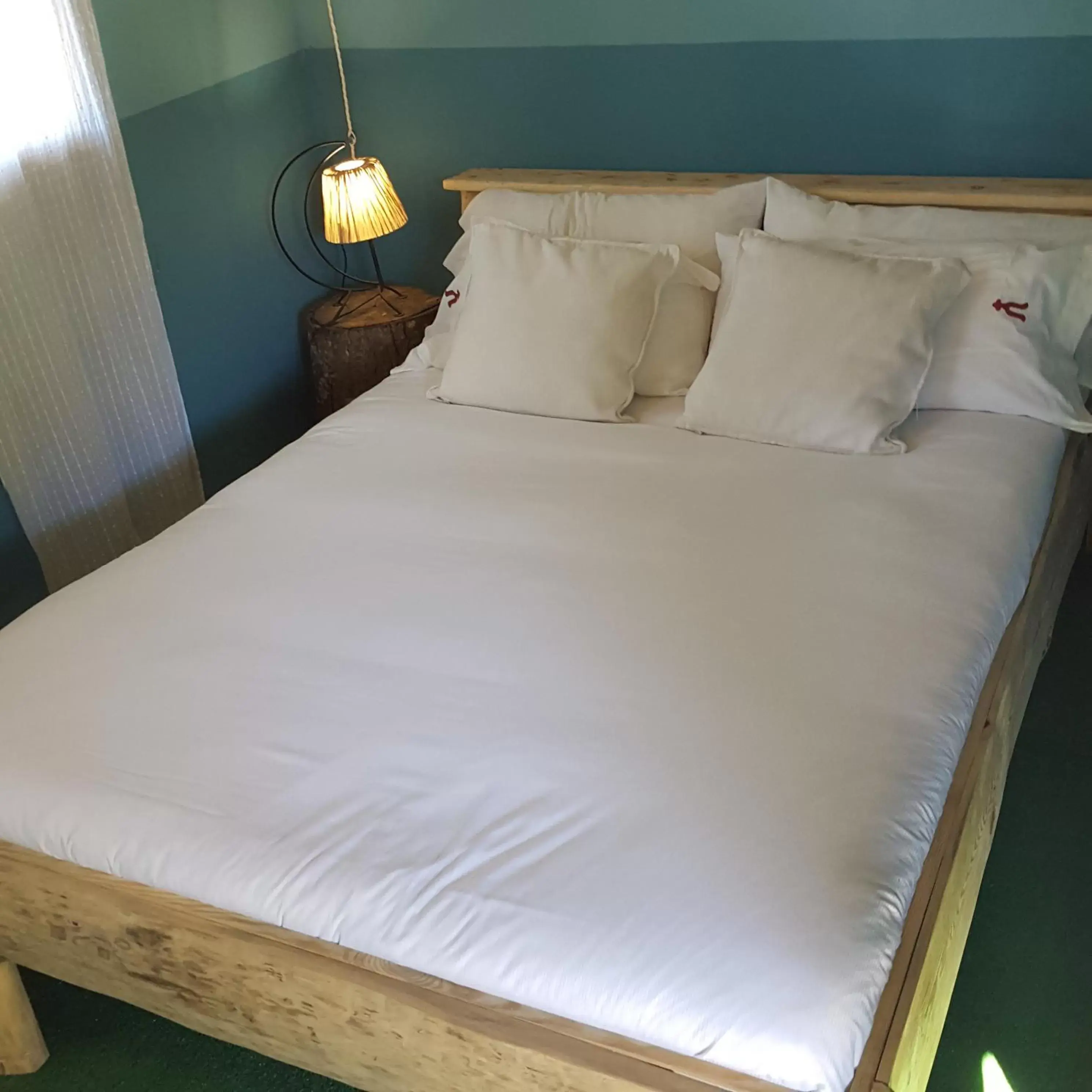 Bed, Room Photo in Hotel Cruells