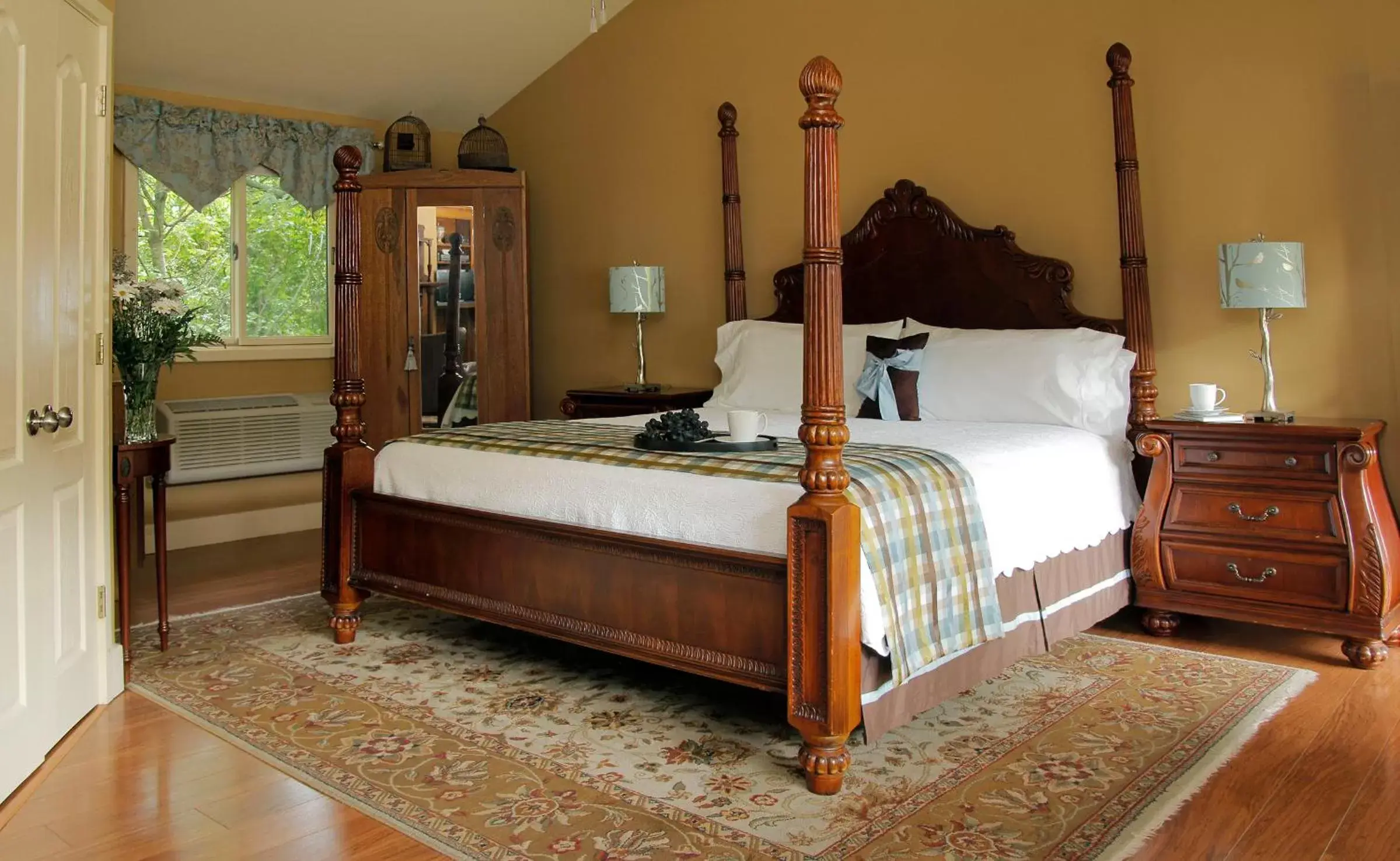 Bed in Heartstone Inn