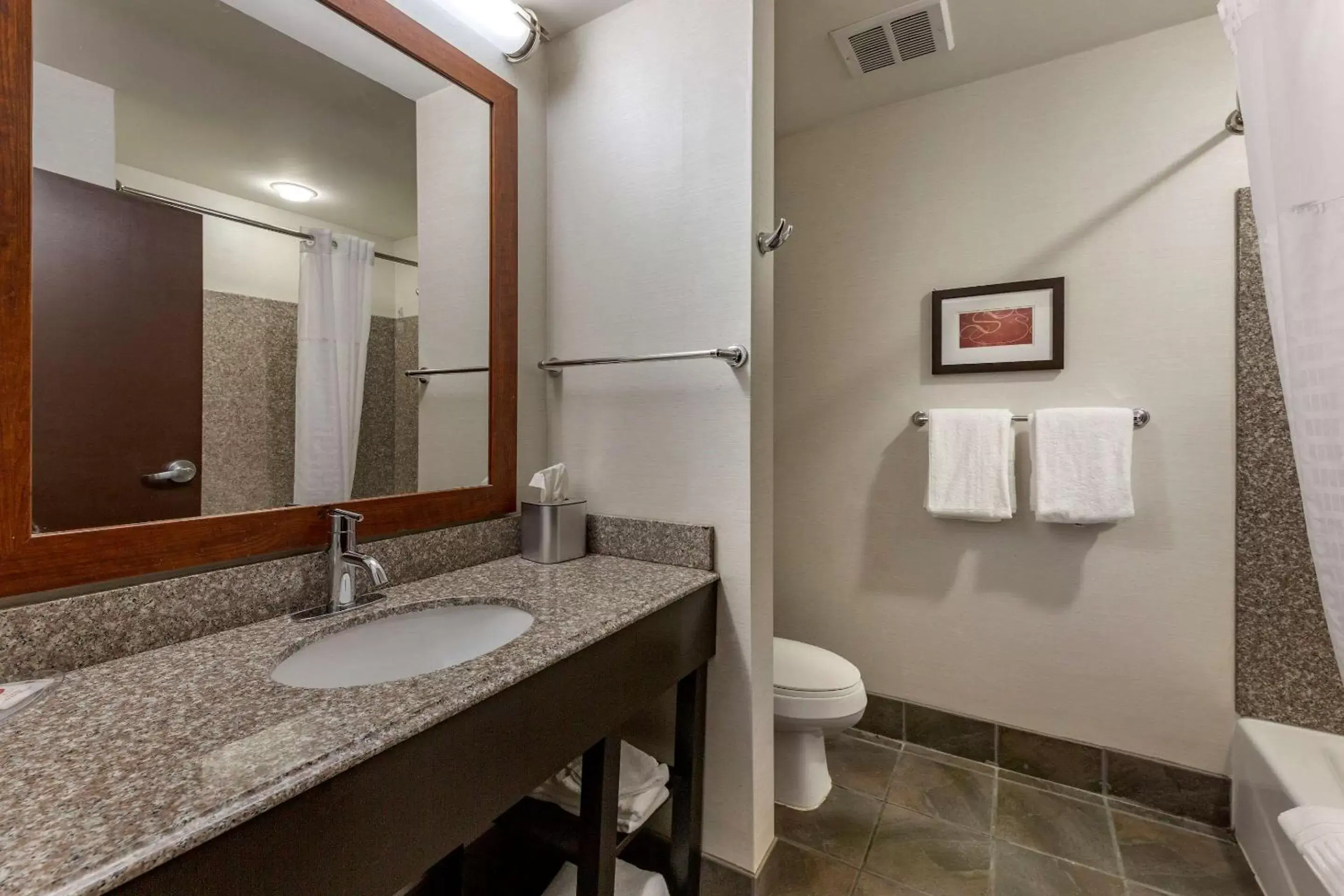Bedroom, Bathroom in Comfort Suites Perrysburg