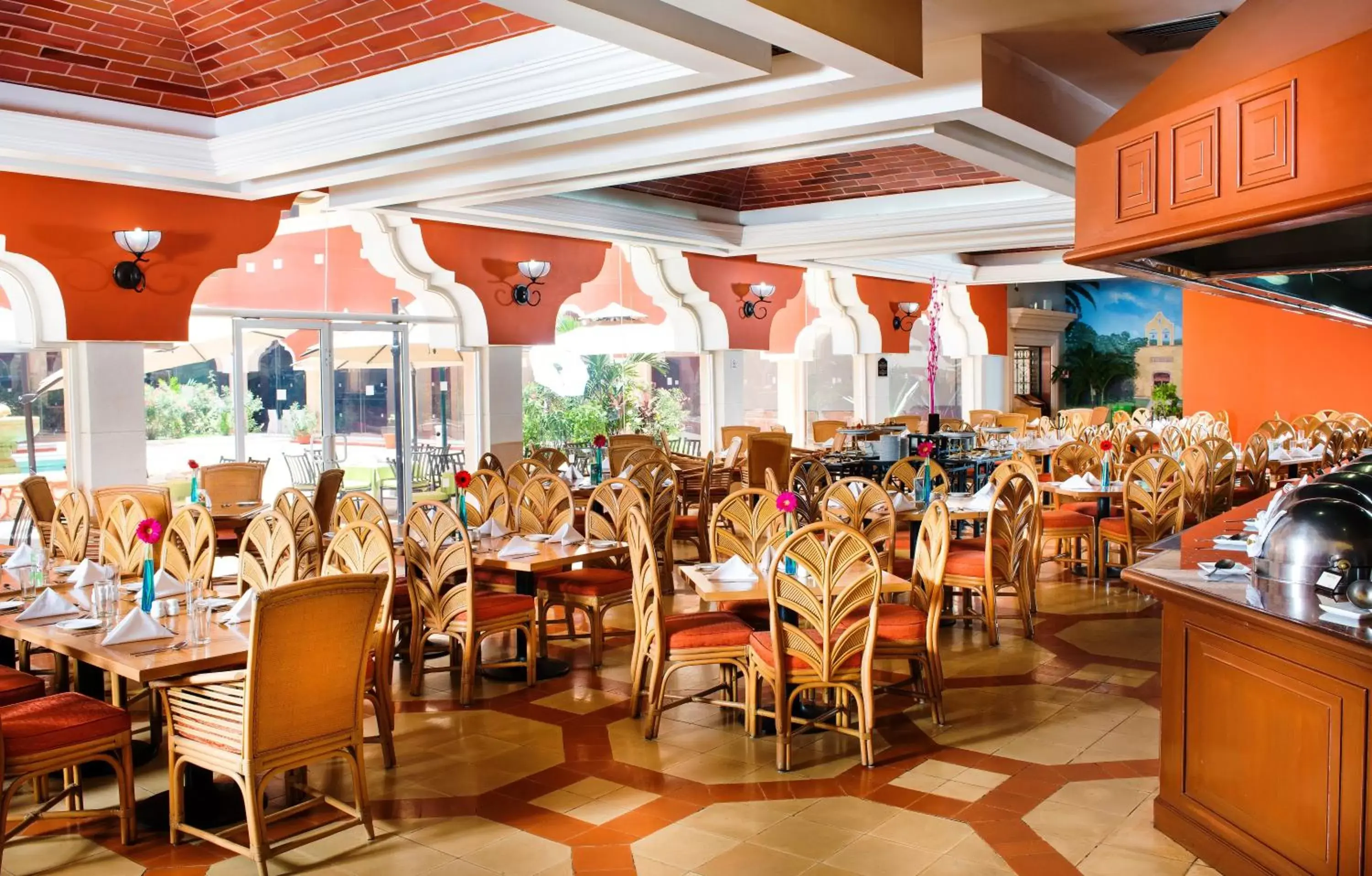 Restaurant/Places to Eat in Holiday Inn Merida, an IHG Hotel