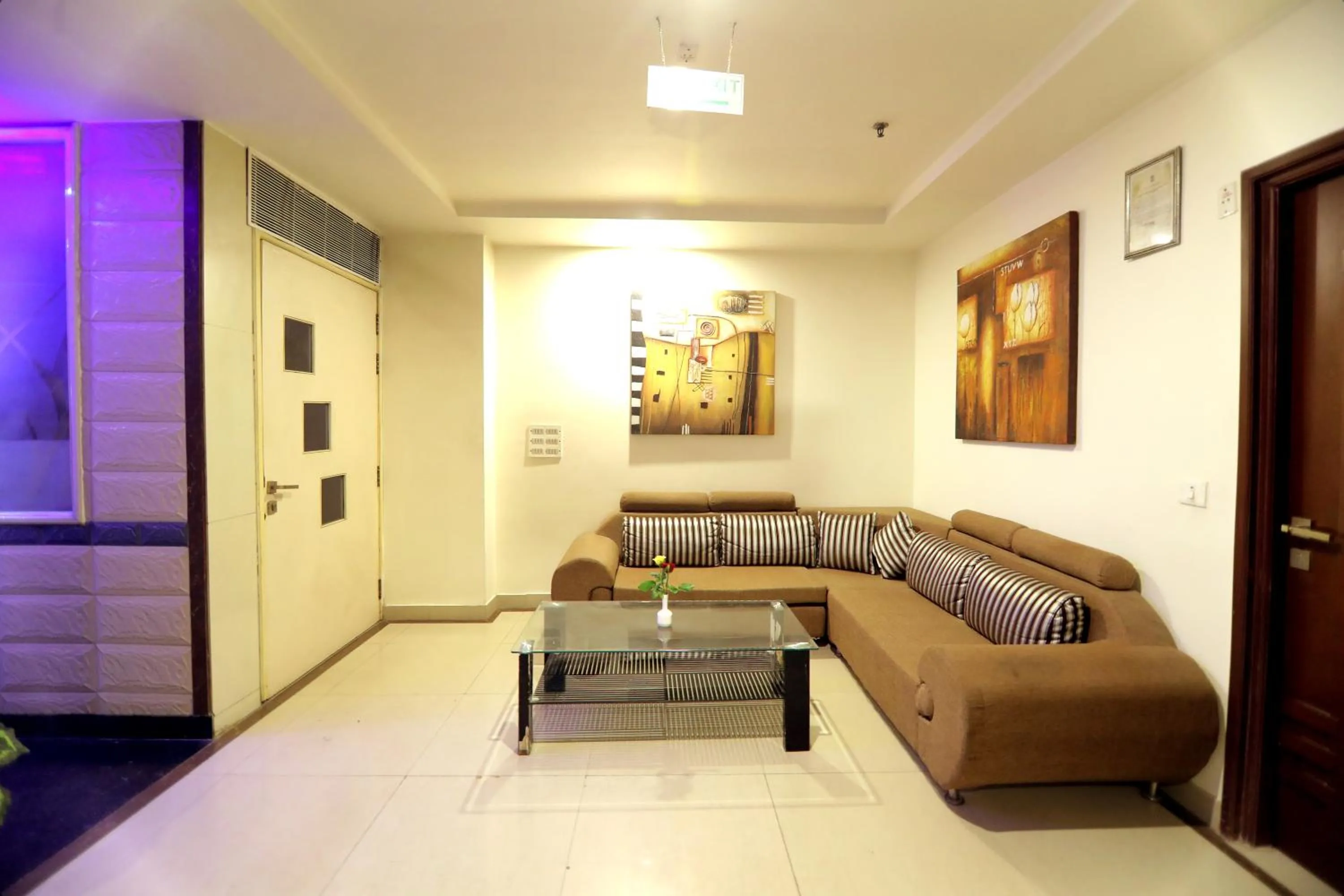 Area and facilities in Taj Inn Hotel