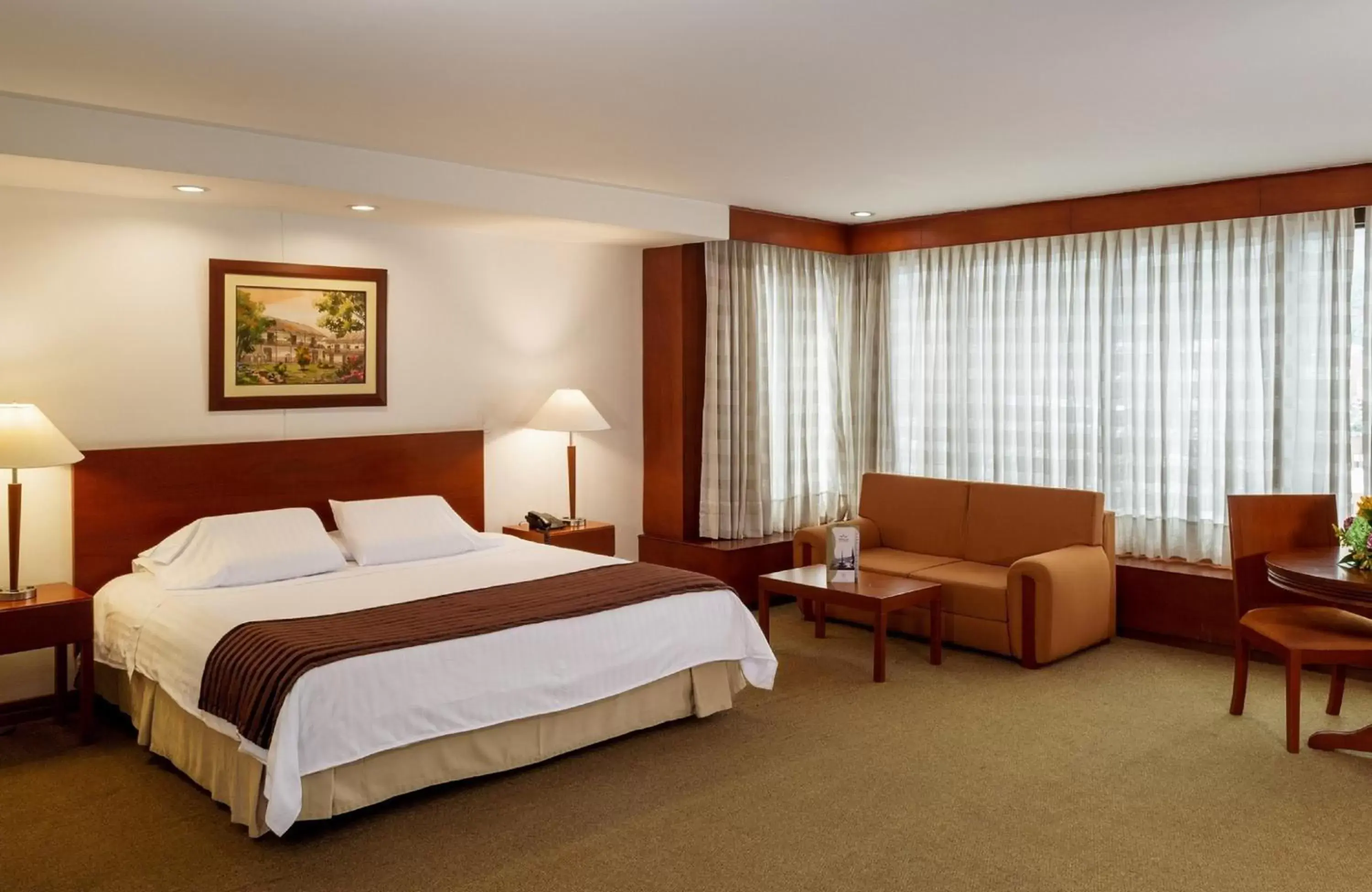 Bed in Torre de Cali Plaza Hotel