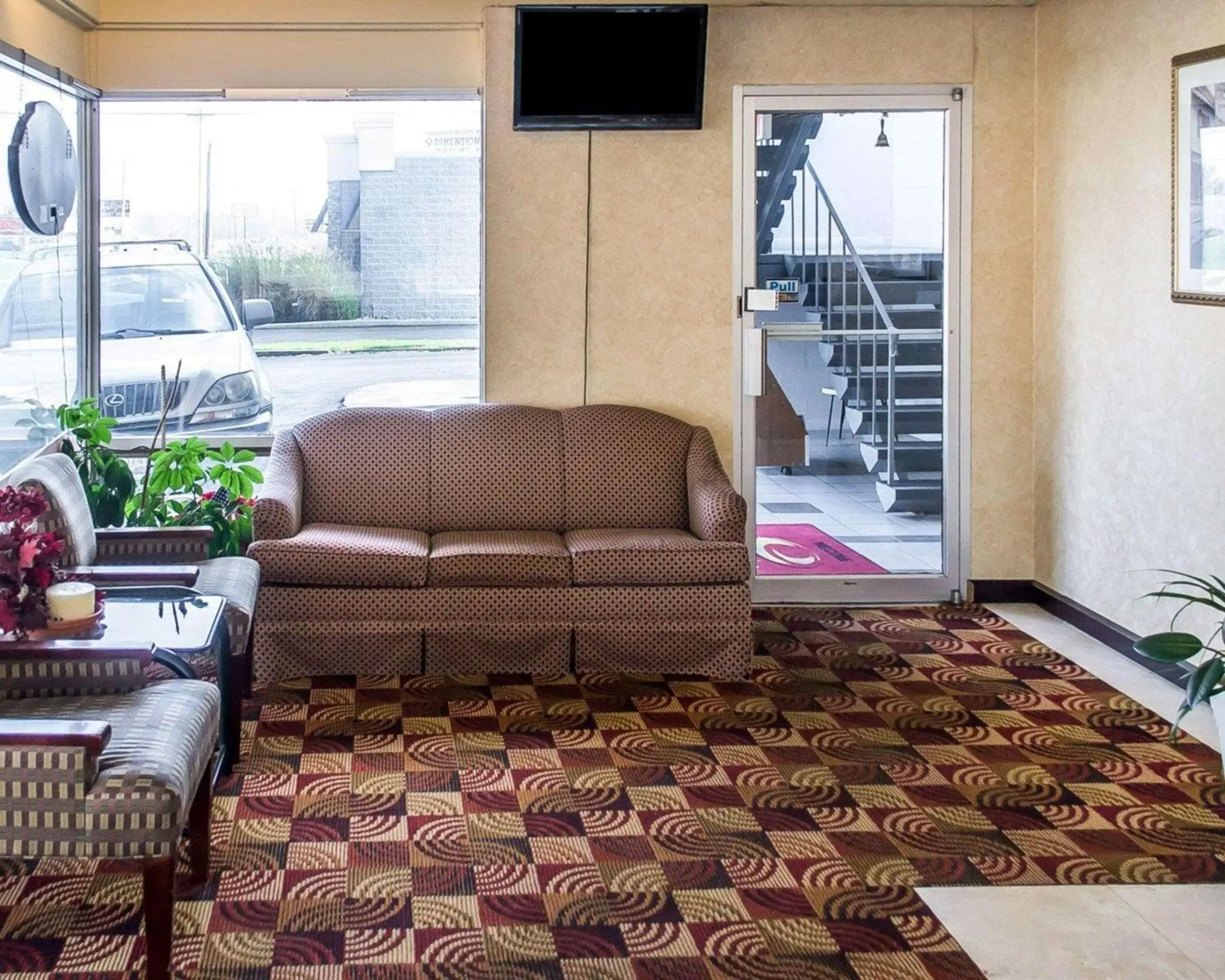Lobby or reception, Seating Area in Economy Inn & Suites