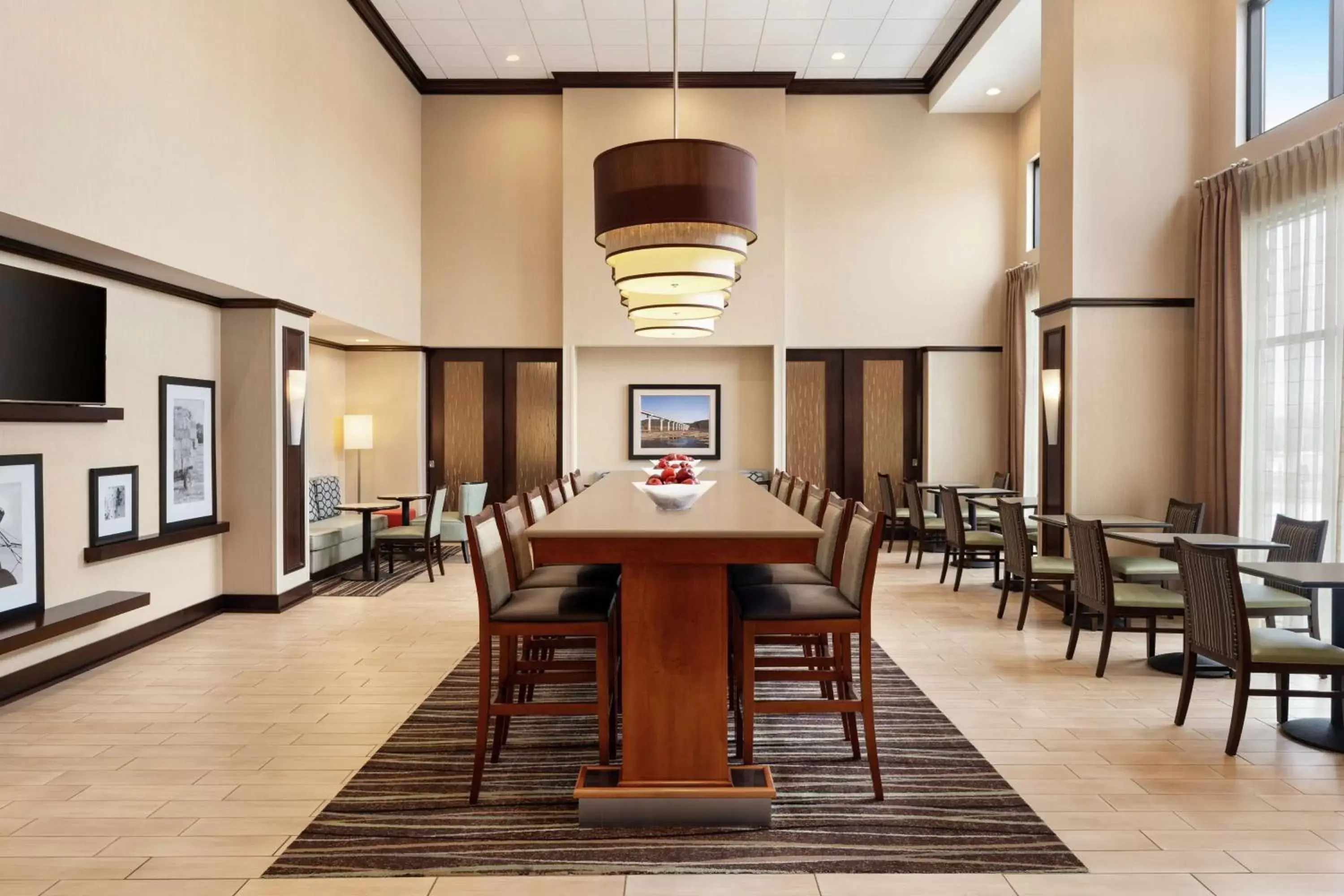 Lobby or reception in Hampton Inn & Suites Mount Joy/Lancaster West, Pa