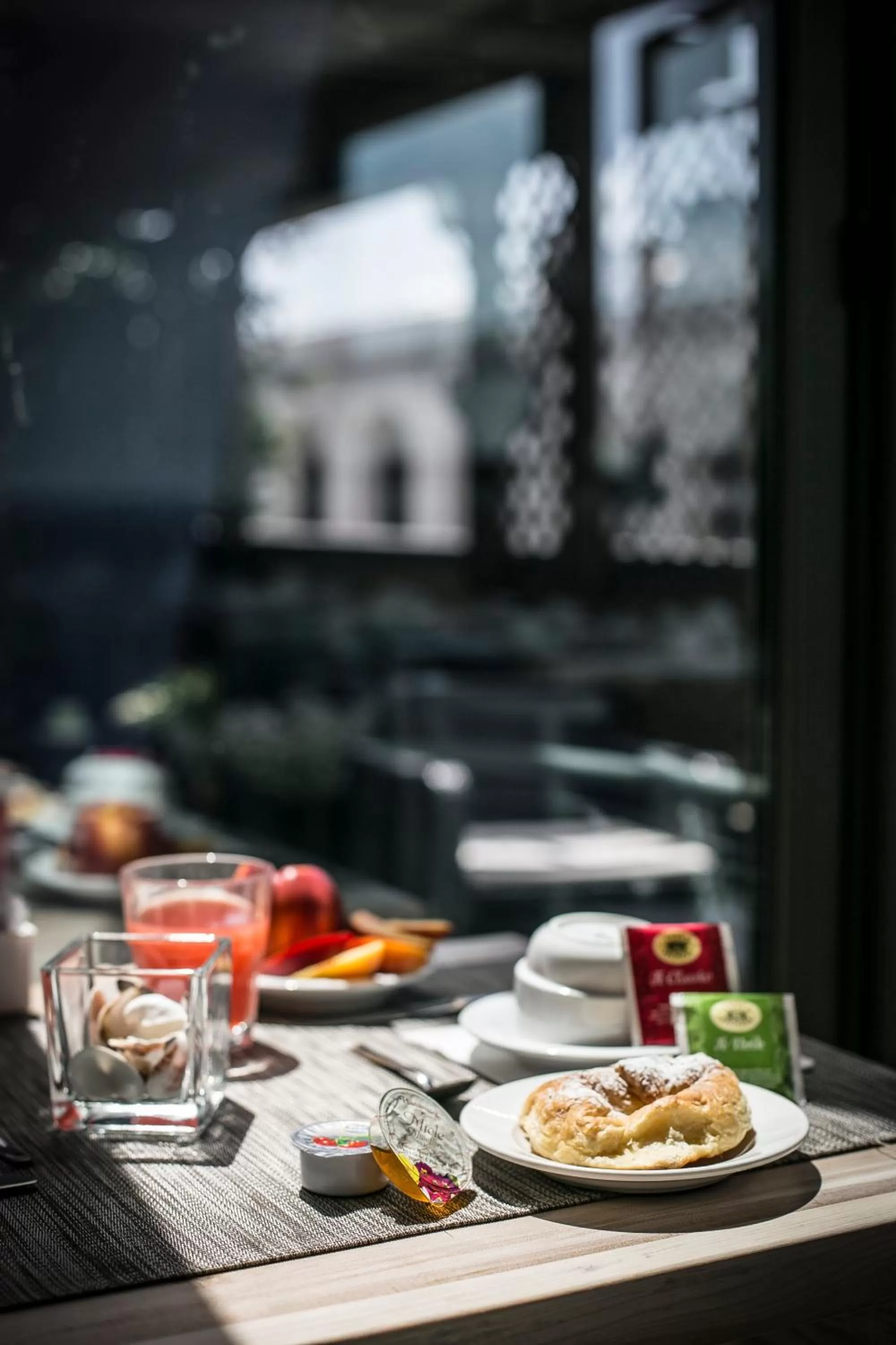 Restaurant/places to eat in Hotel Aphrodite