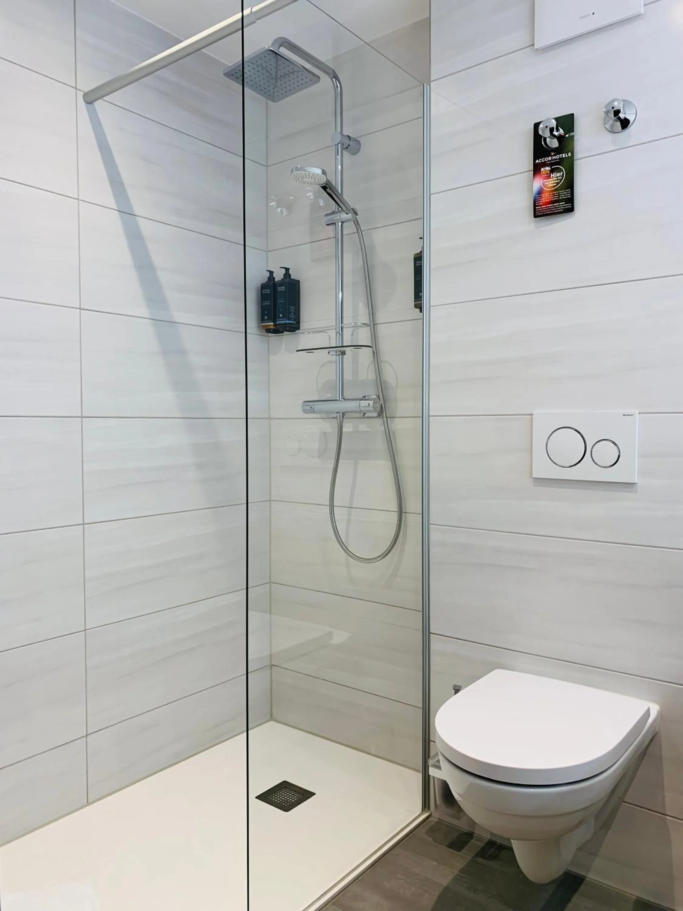 Shower in Mercure Hotel Riesa Dresden Elbland