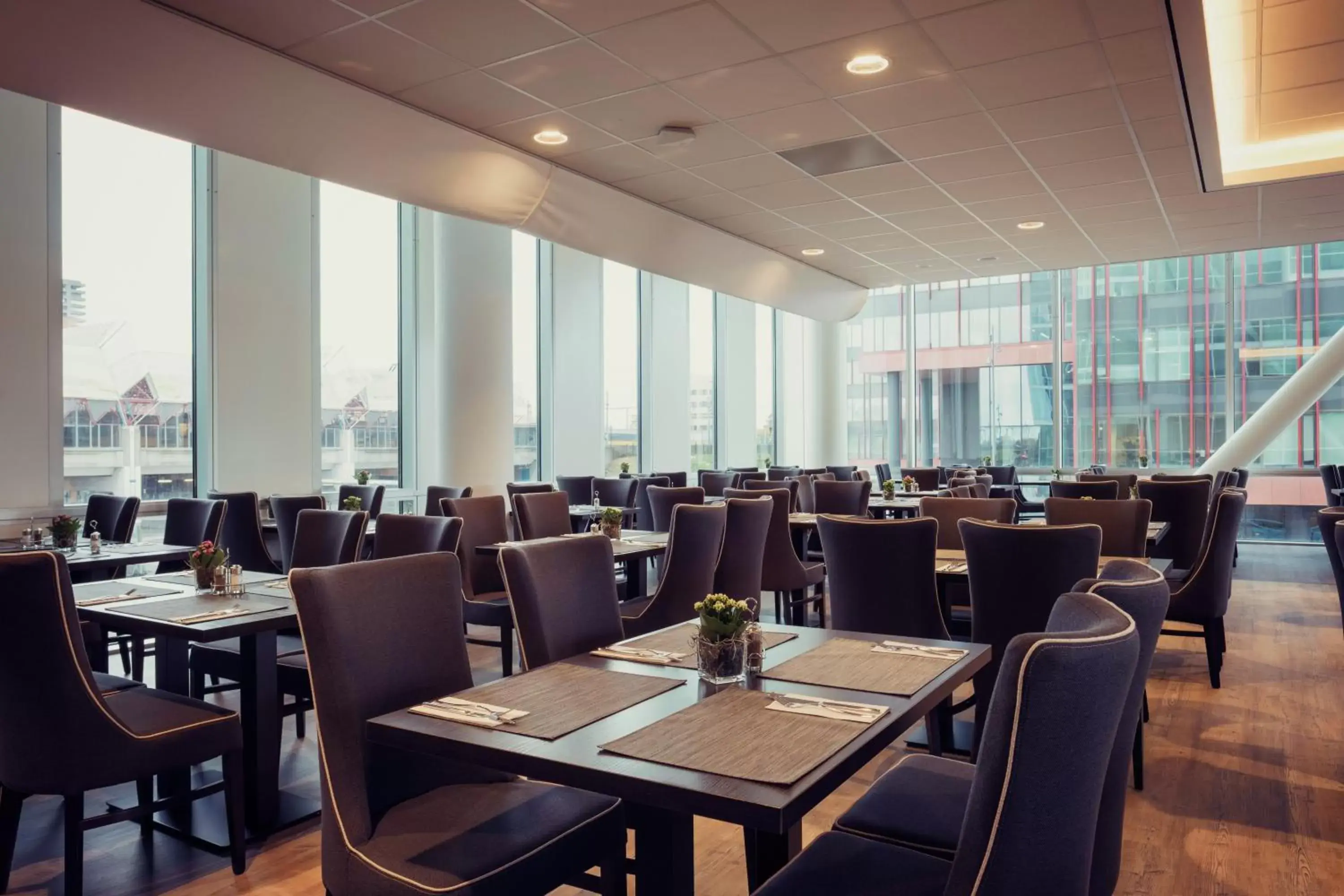 Breakfast, Restaurant/Places to Eat in Best Western Plus Plaza Almere