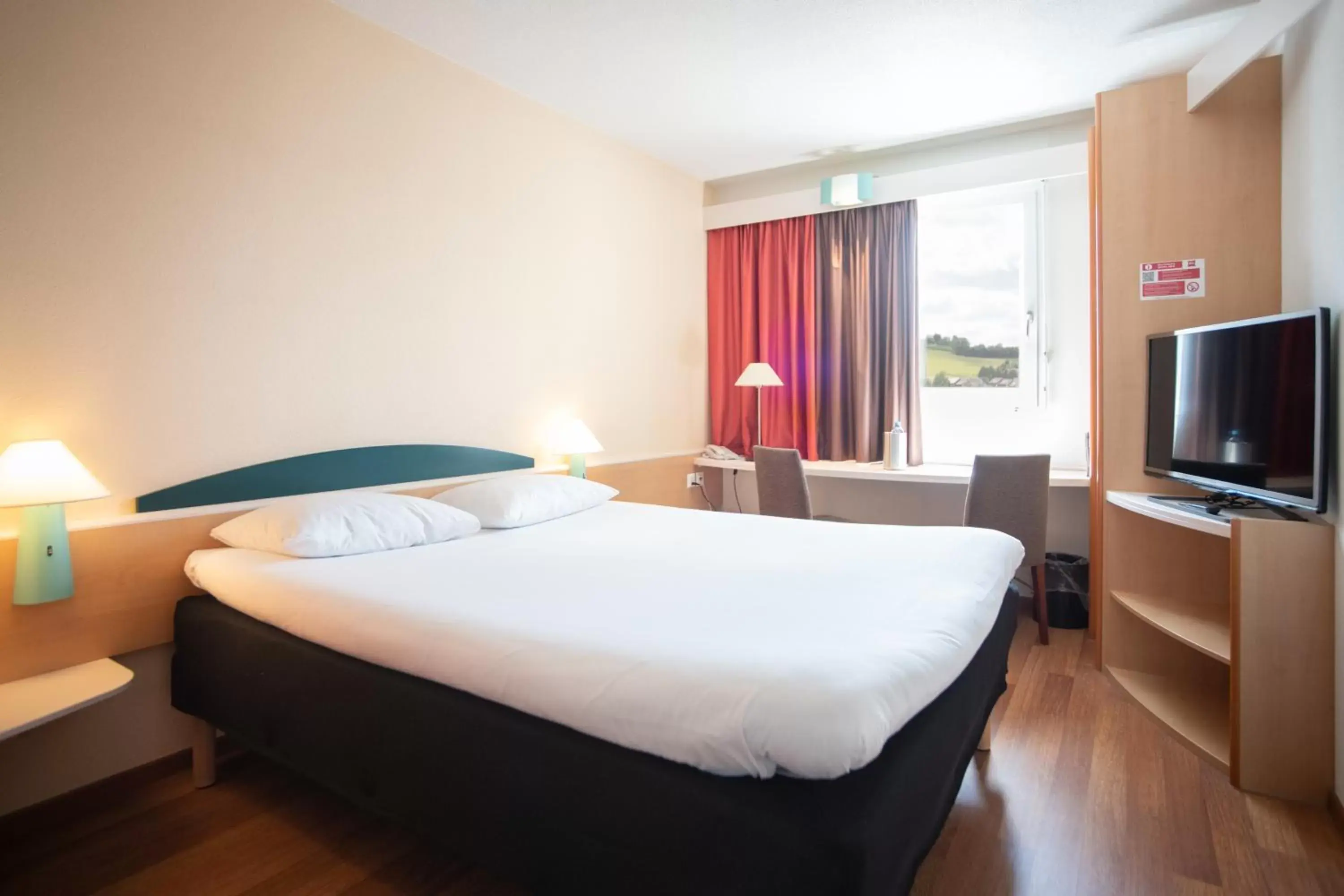 Bed in ibis Fribourg Bed in ibis Fribourg