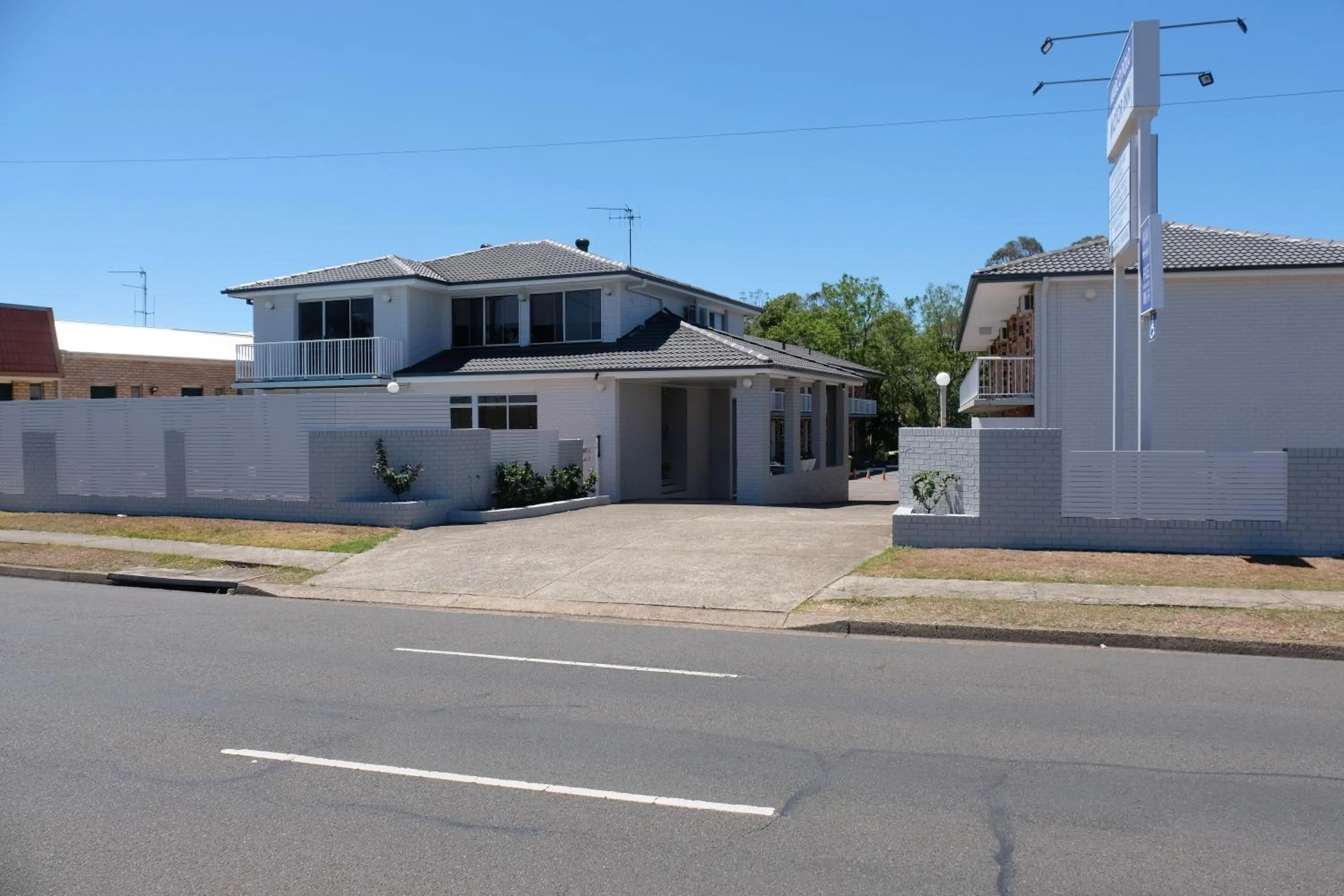Property building in Marco Polo Motor Inn Taree