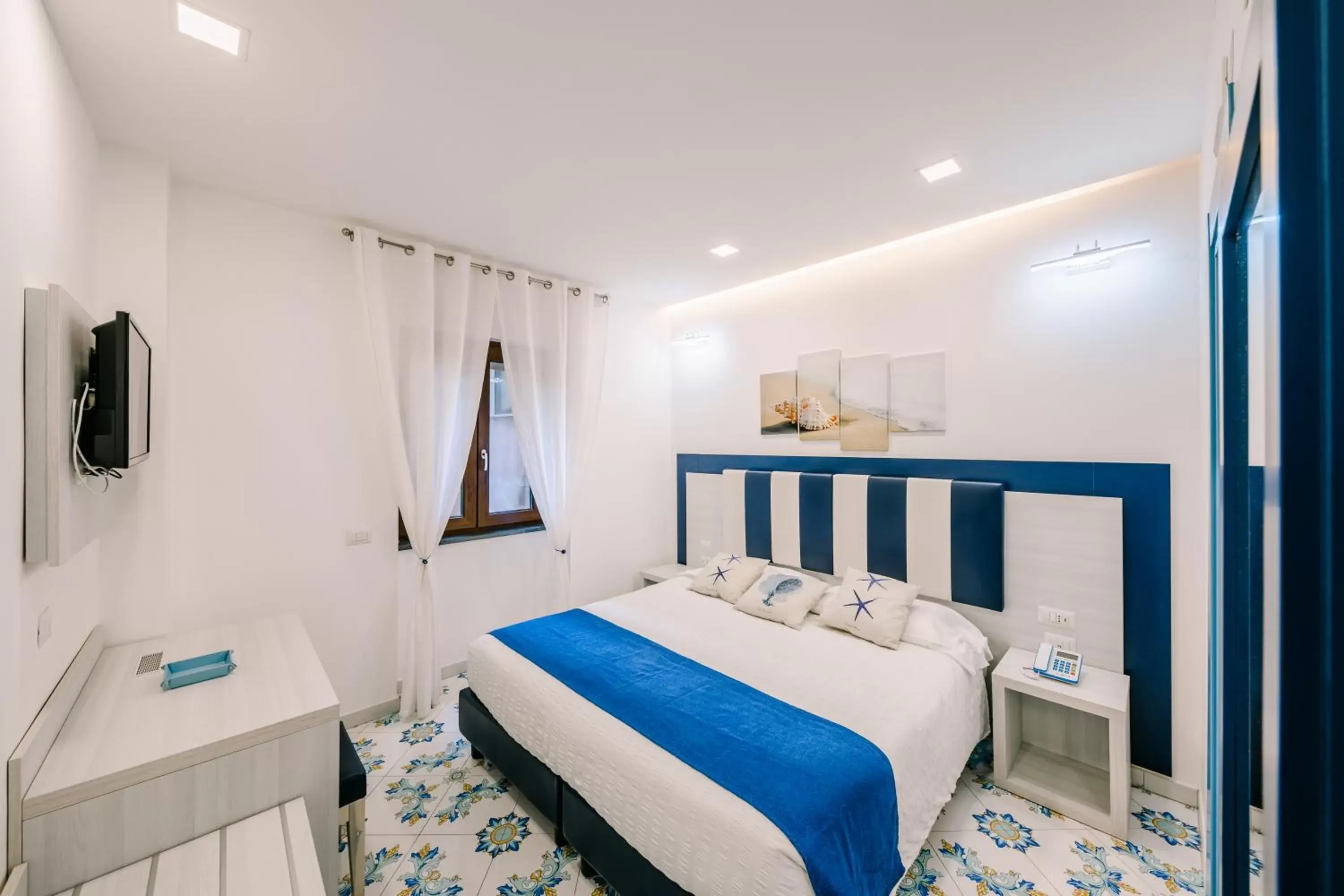 Bed in Costa Blu Bed in Costa Blu