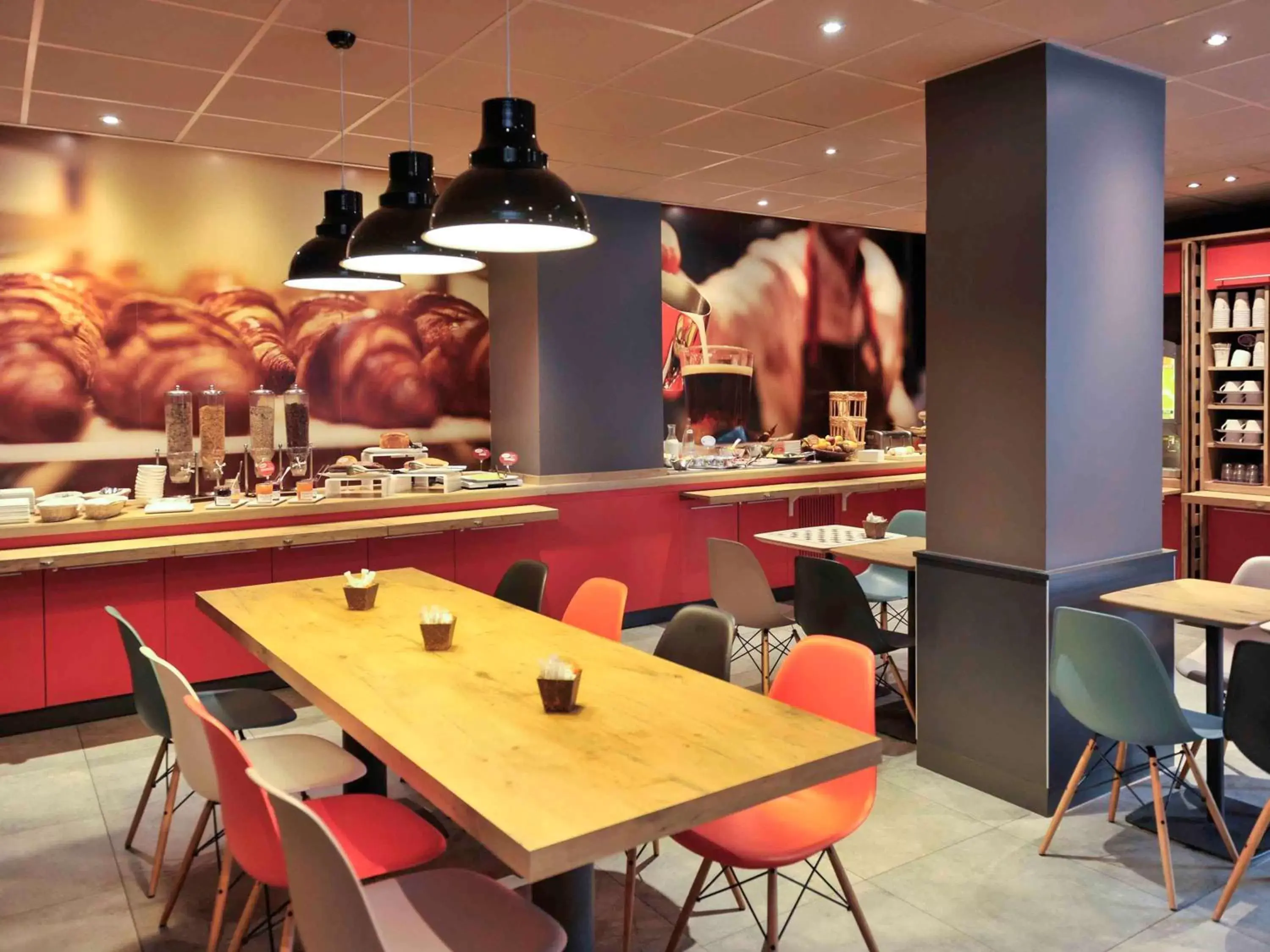 Restaurant/Places to Eat in ibis Lyon Centre