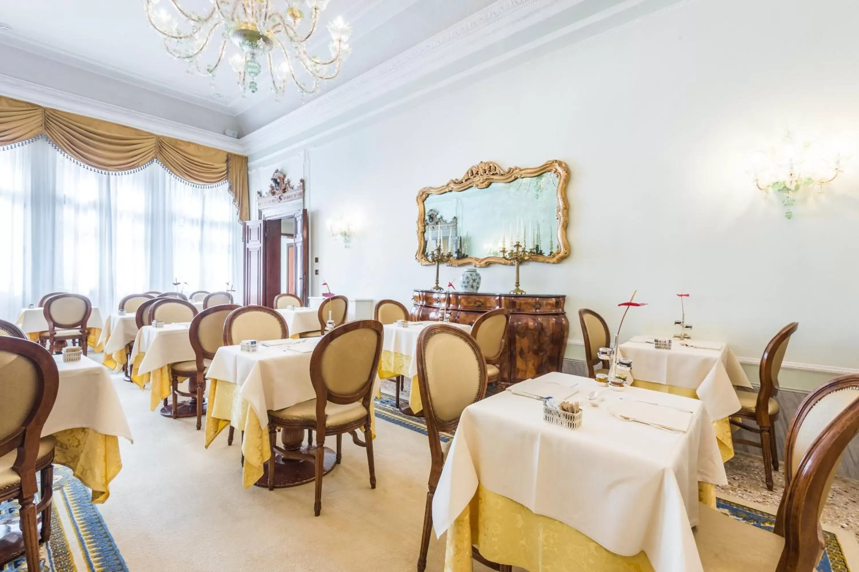 Lounge or bar, Restaurant/Places to Eat in Hotel Ai Cavalieri di Venezia