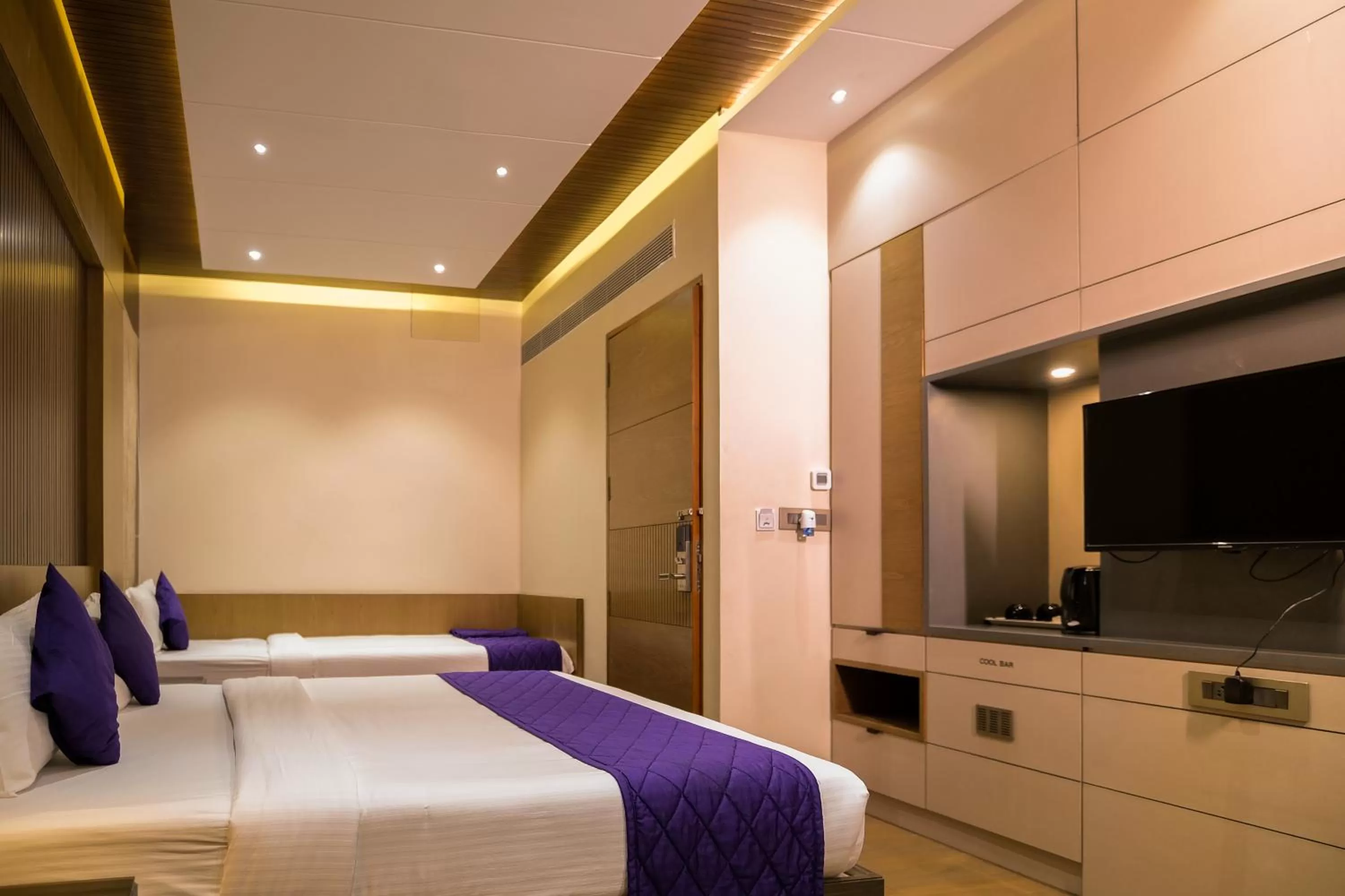 TV and multimedia, Bed in Symphony Inn