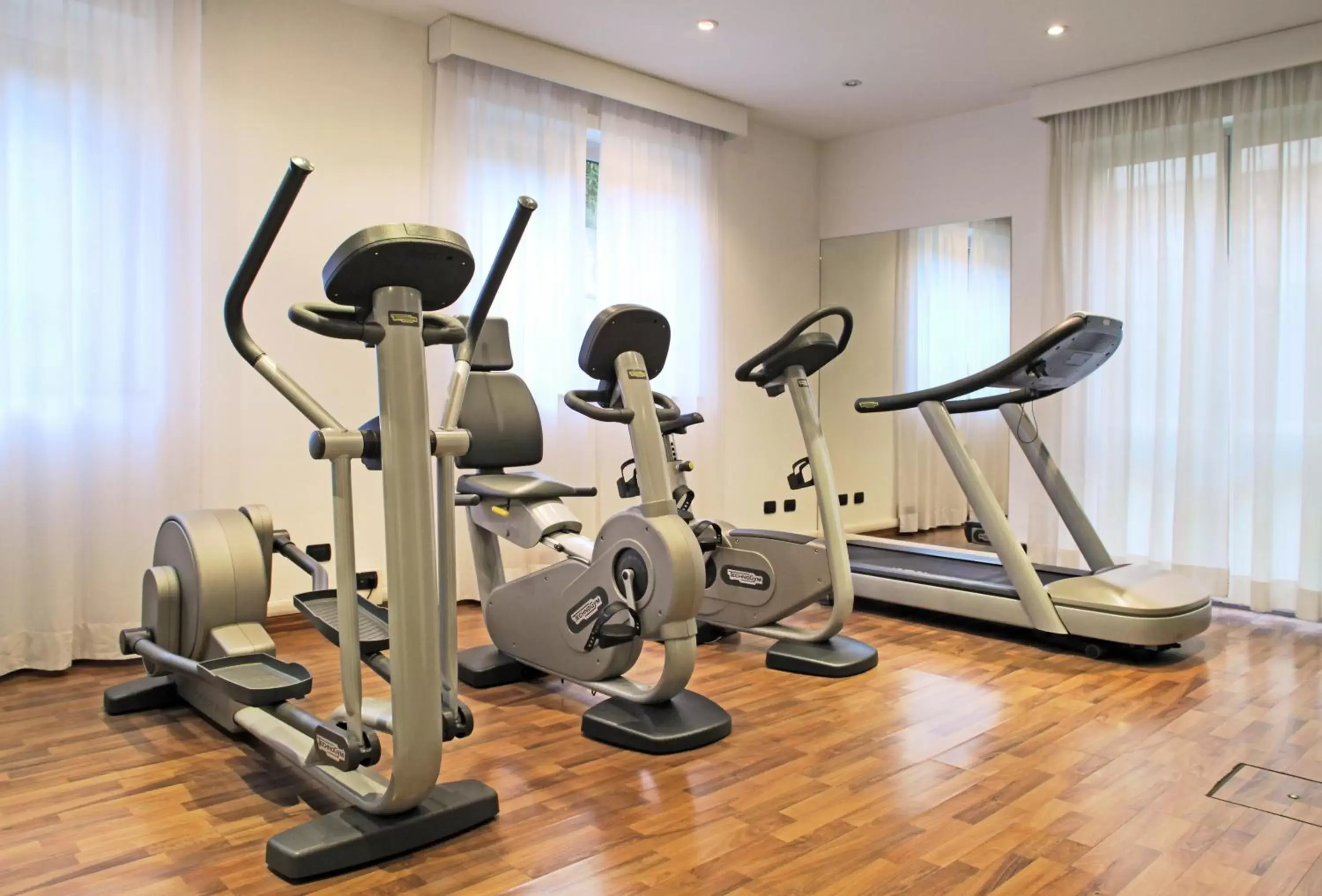 Fitness centre/facilities, Fitness Center/Facilities in Hotel Studios