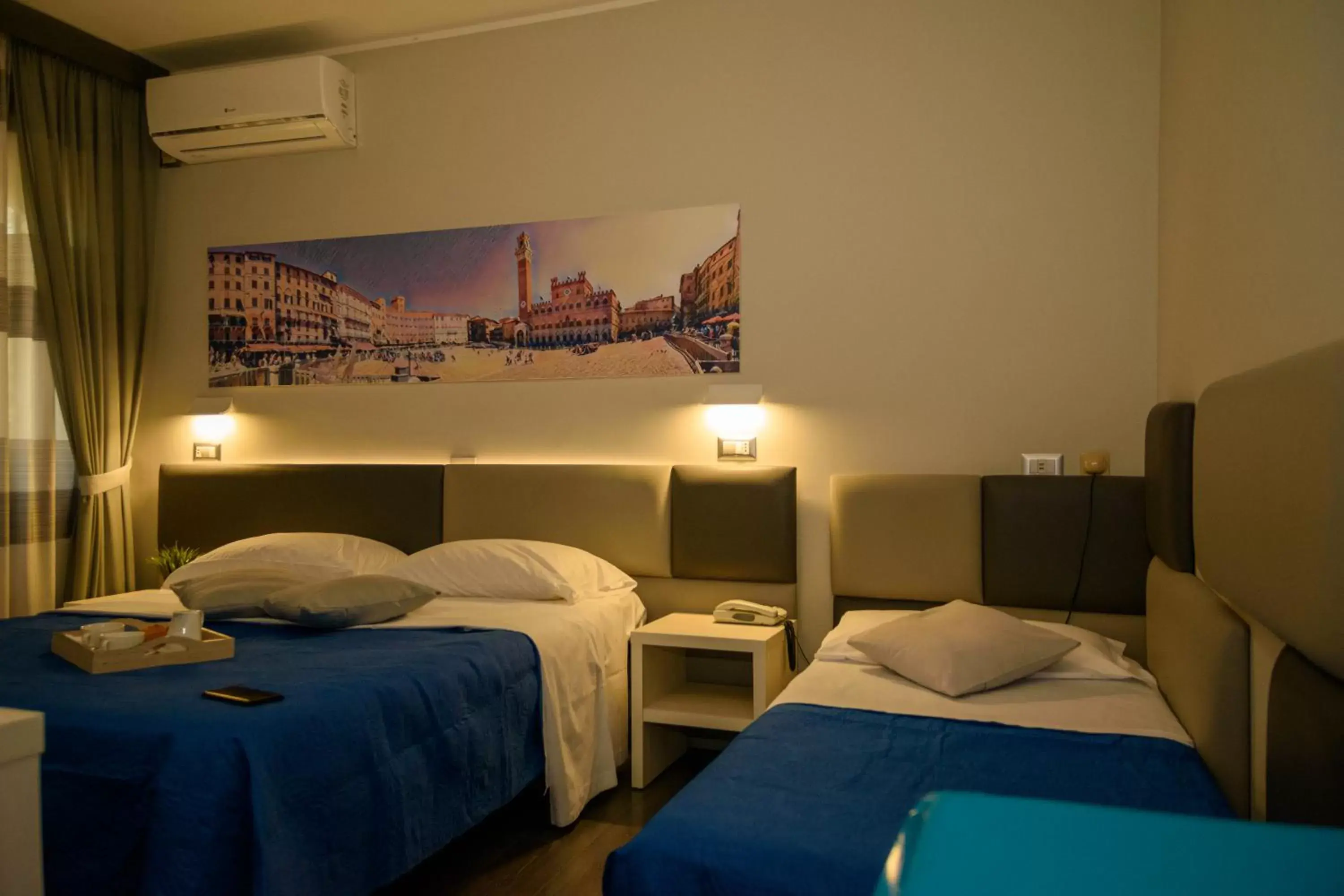 Bed in Hotel Anna Siena Nord