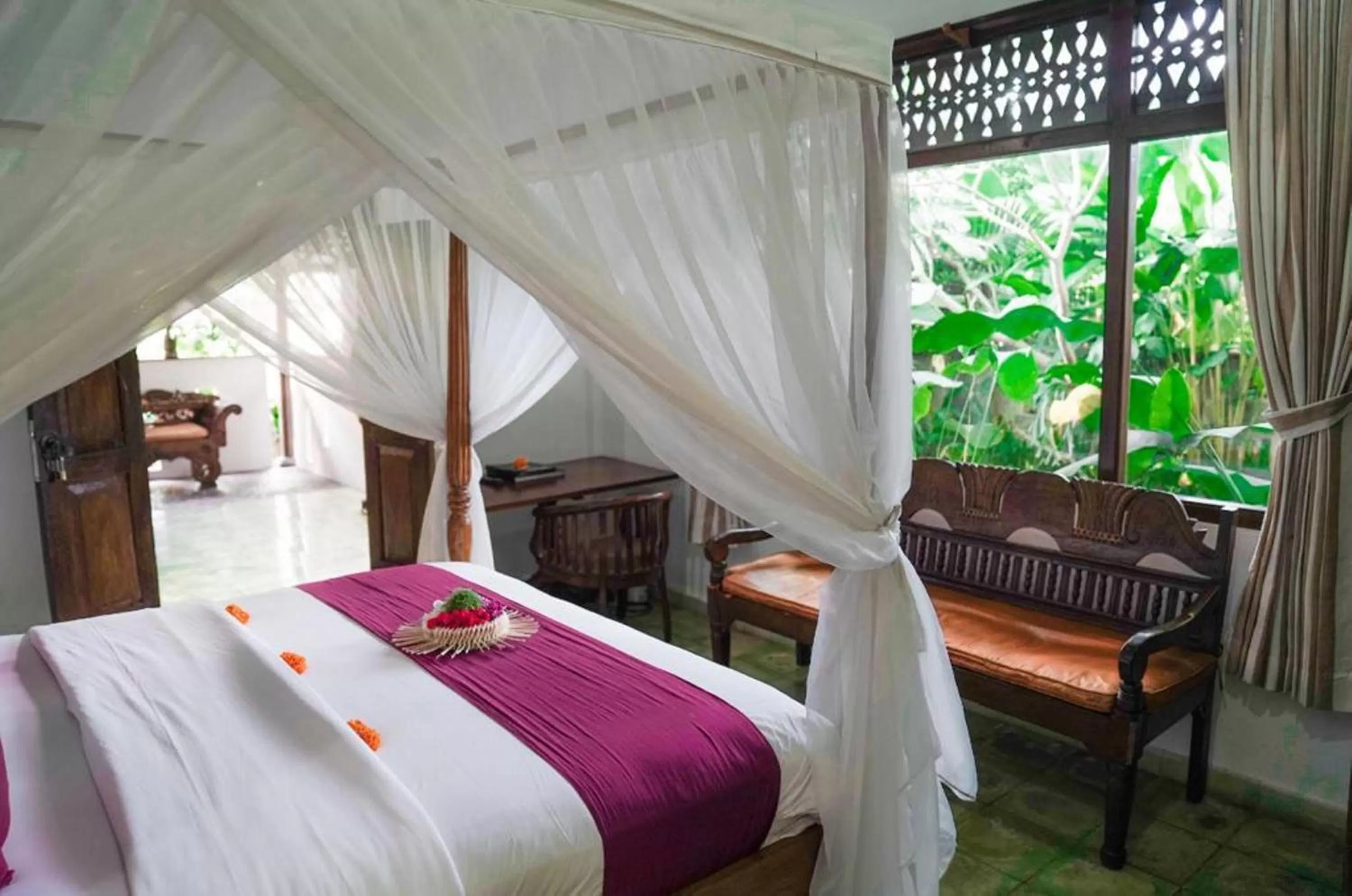 Bed in Gusde Tranquil Villas by EPS