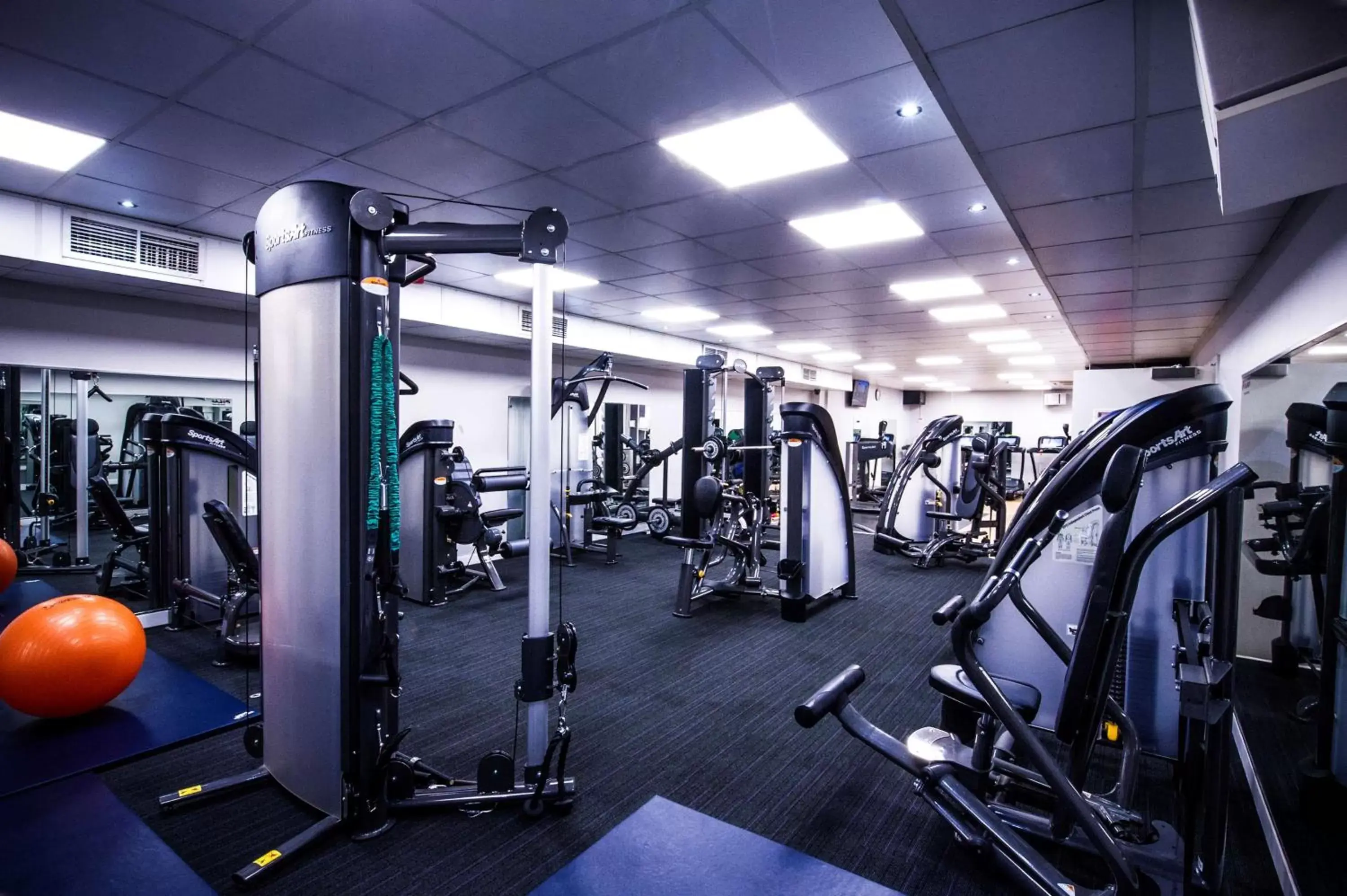 Fitness centre/facilities, Fitness Center/Facilities in DoubleTree by Hilton Cheltenham
