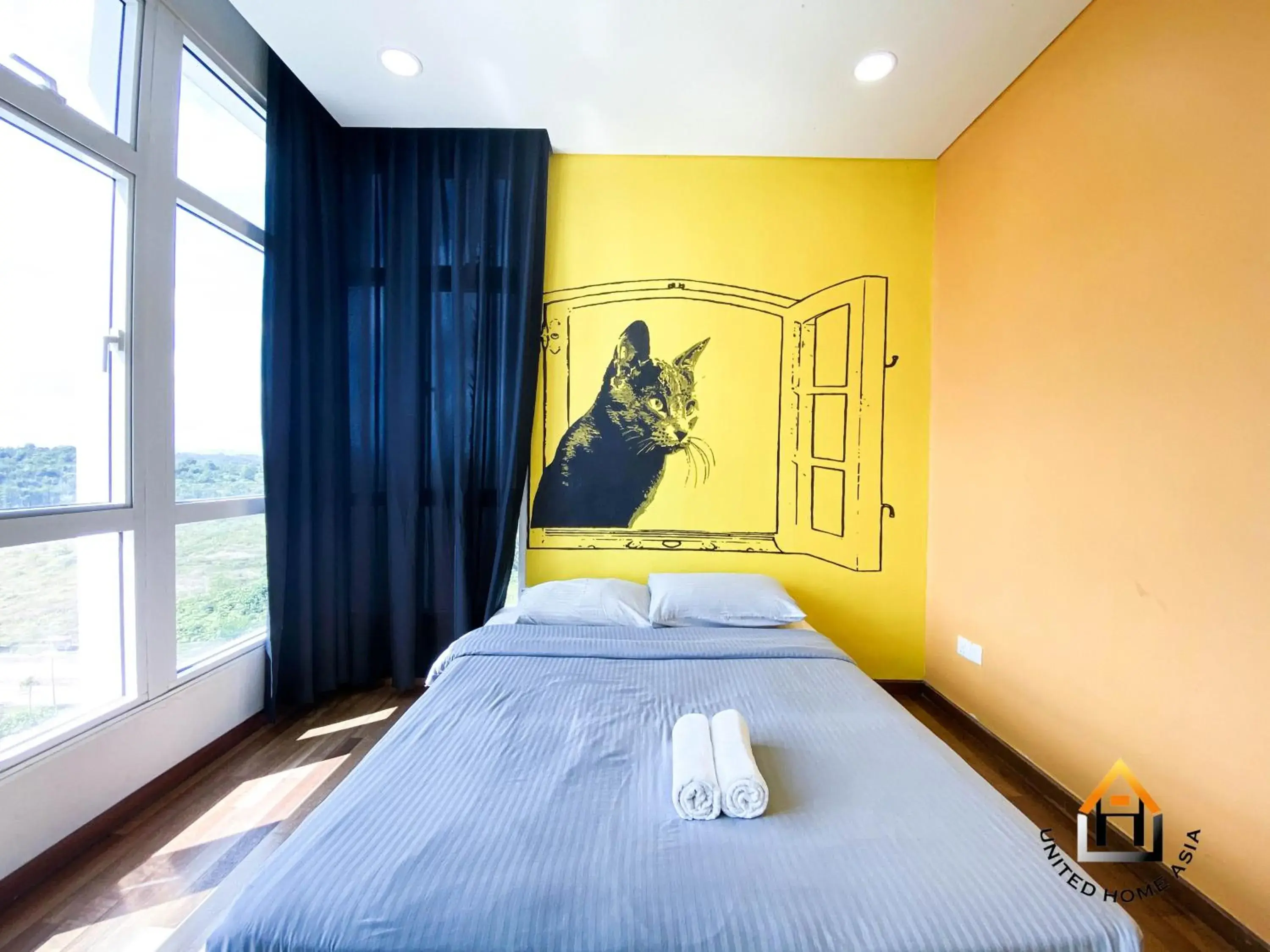 Bed in Holi 1Medini Themed Suites